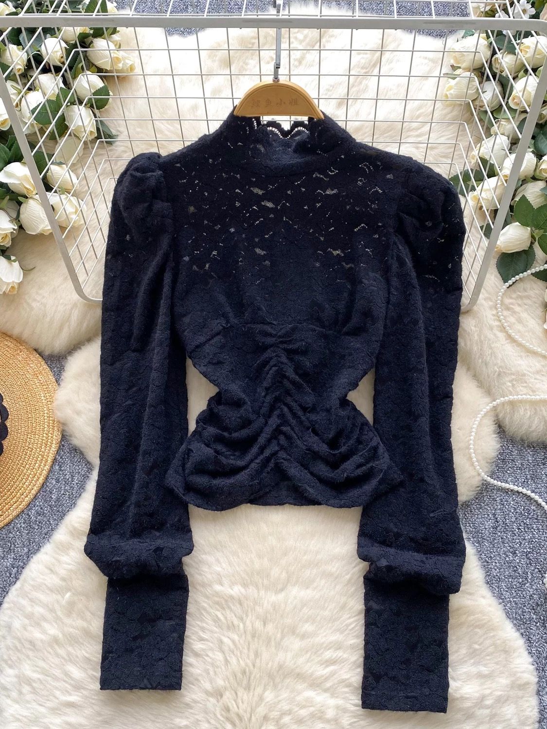 Emerald eyes top CTO683 image