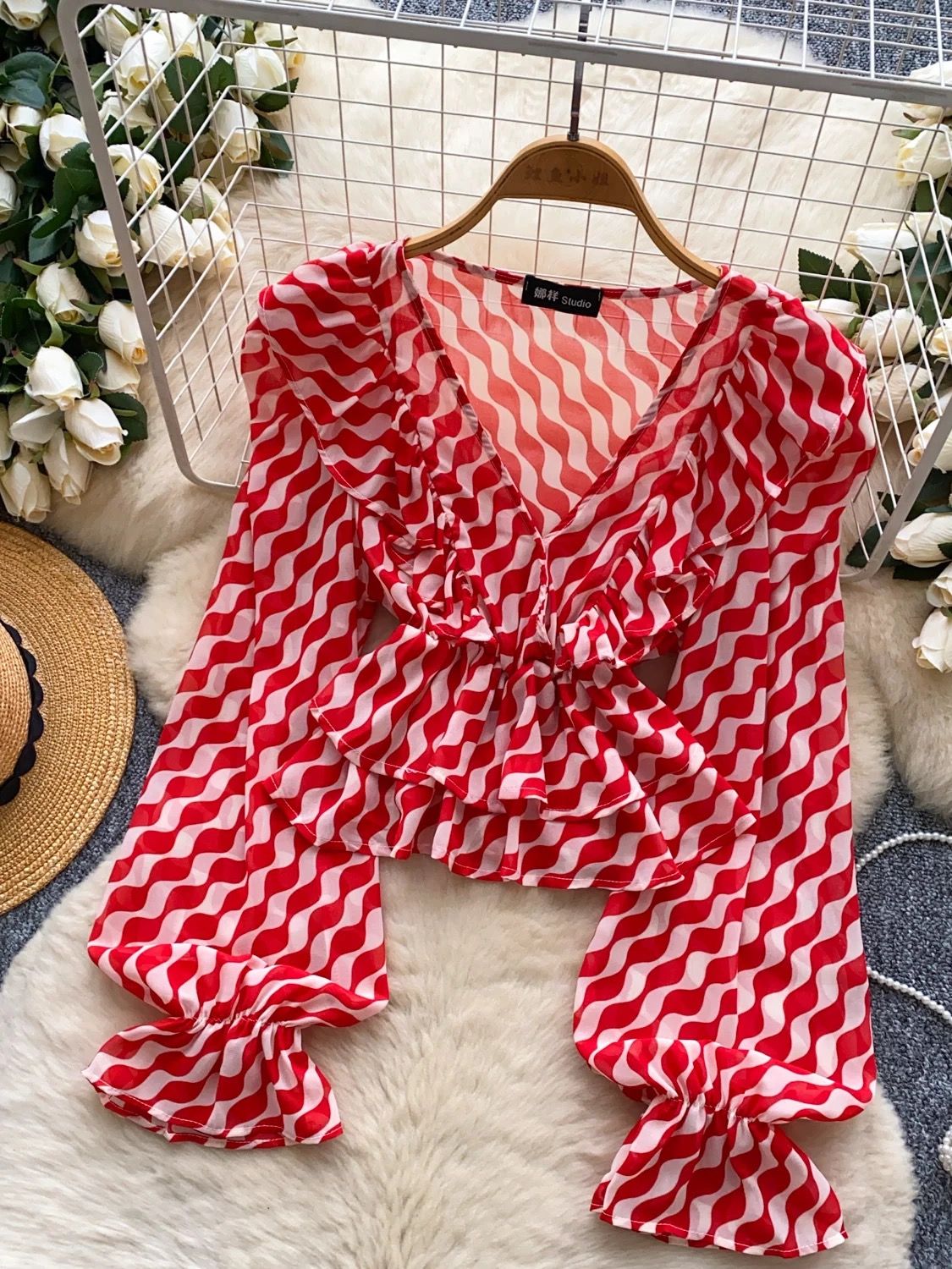 Butterfly kisses top CTO988 image