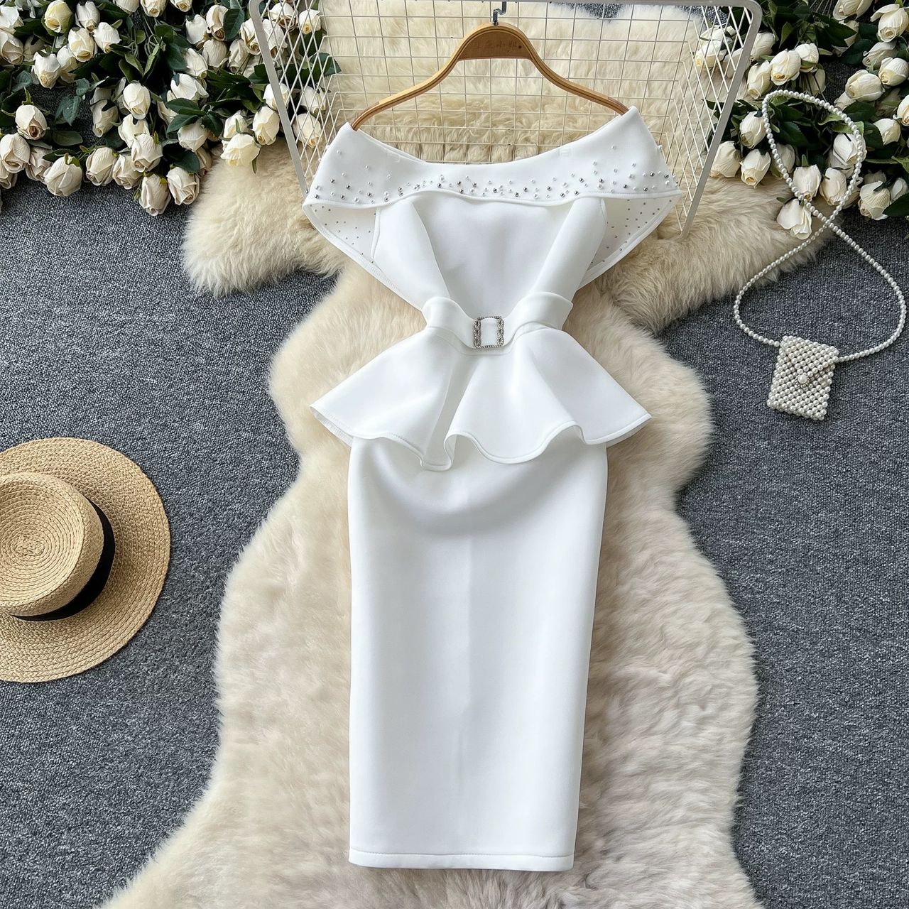 Hard to stay dress EBC268 image