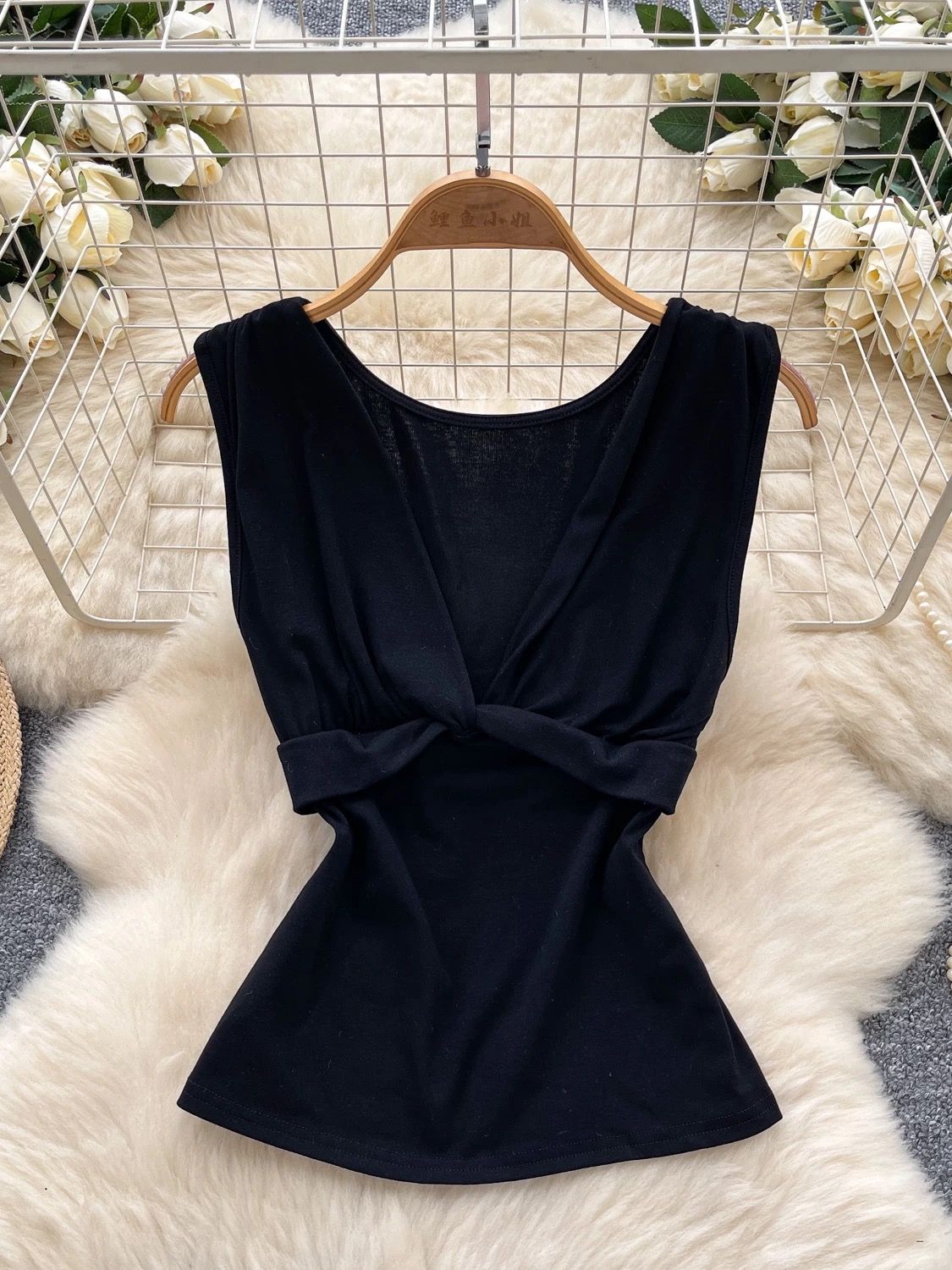 More to desire top CTO998 image