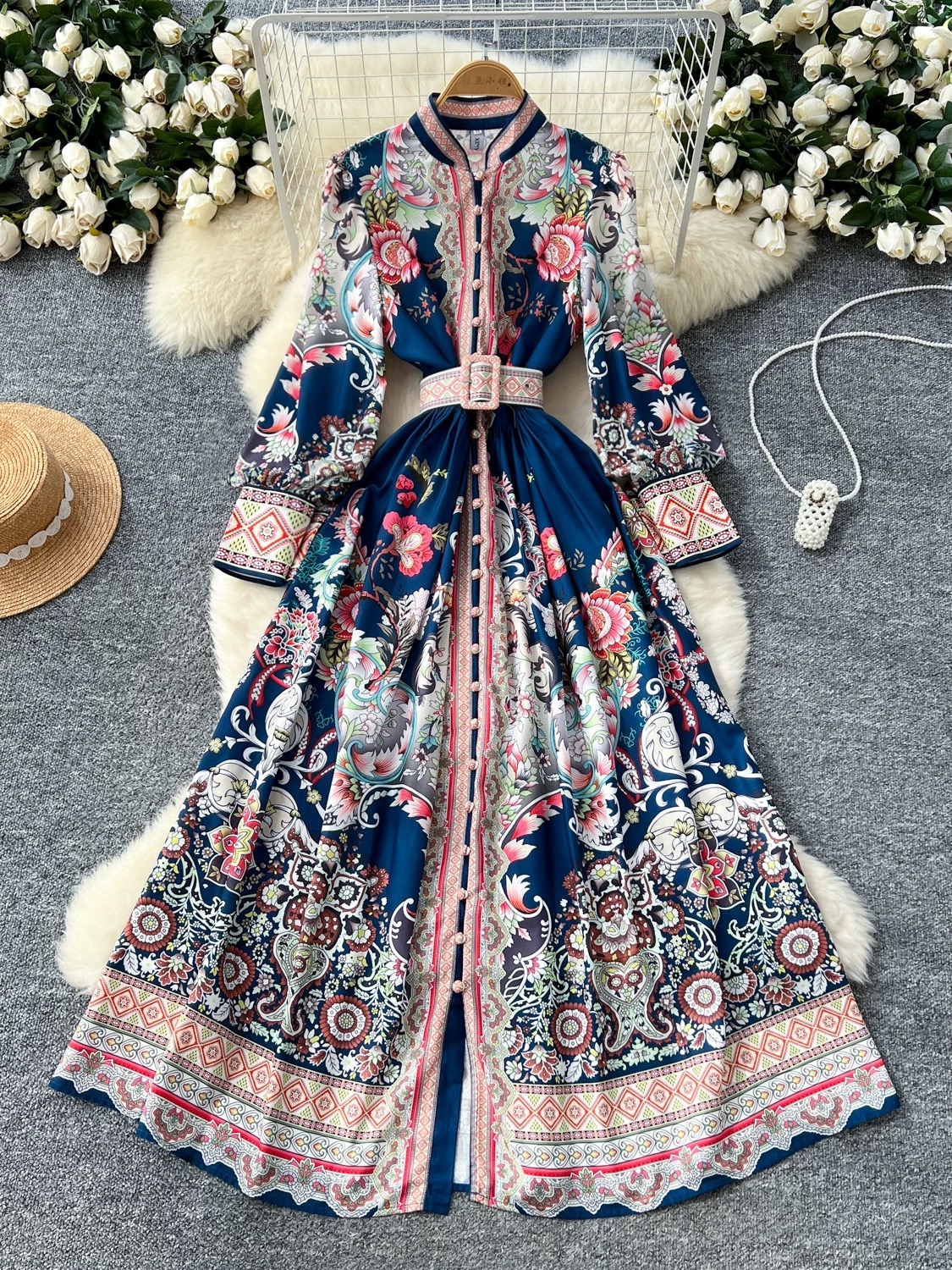 Girl carry on print dress ED187