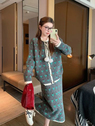 Long list of ex lovers set STP91