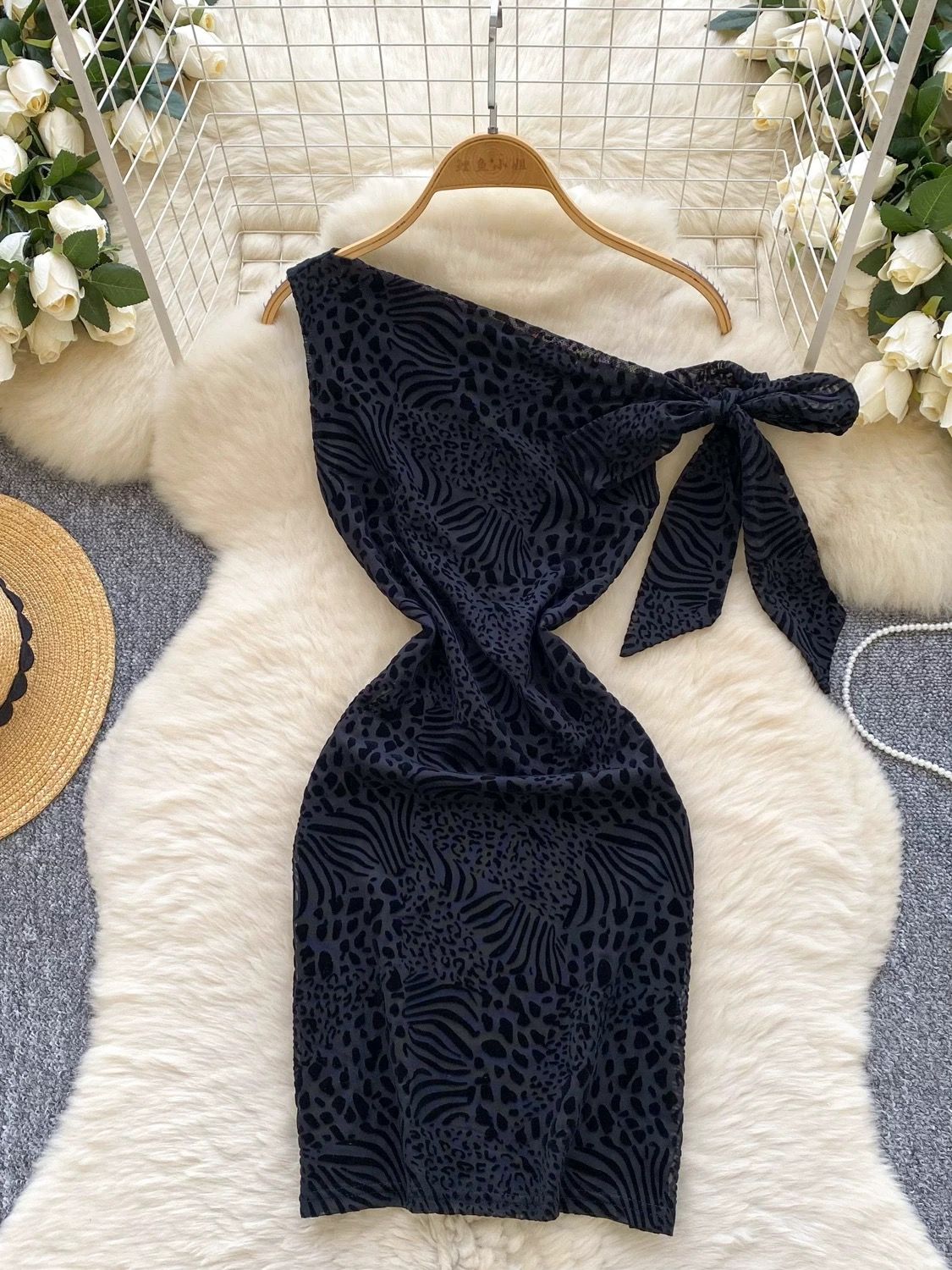 Come close dress CBC1175 image