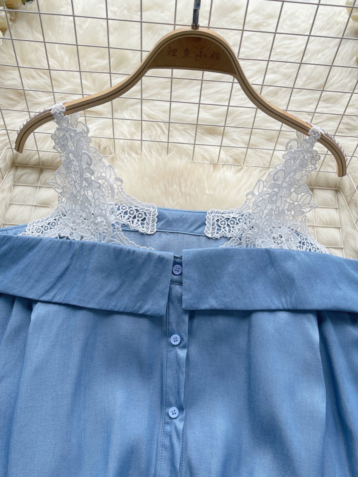 Butterfly glow top CTO209 image