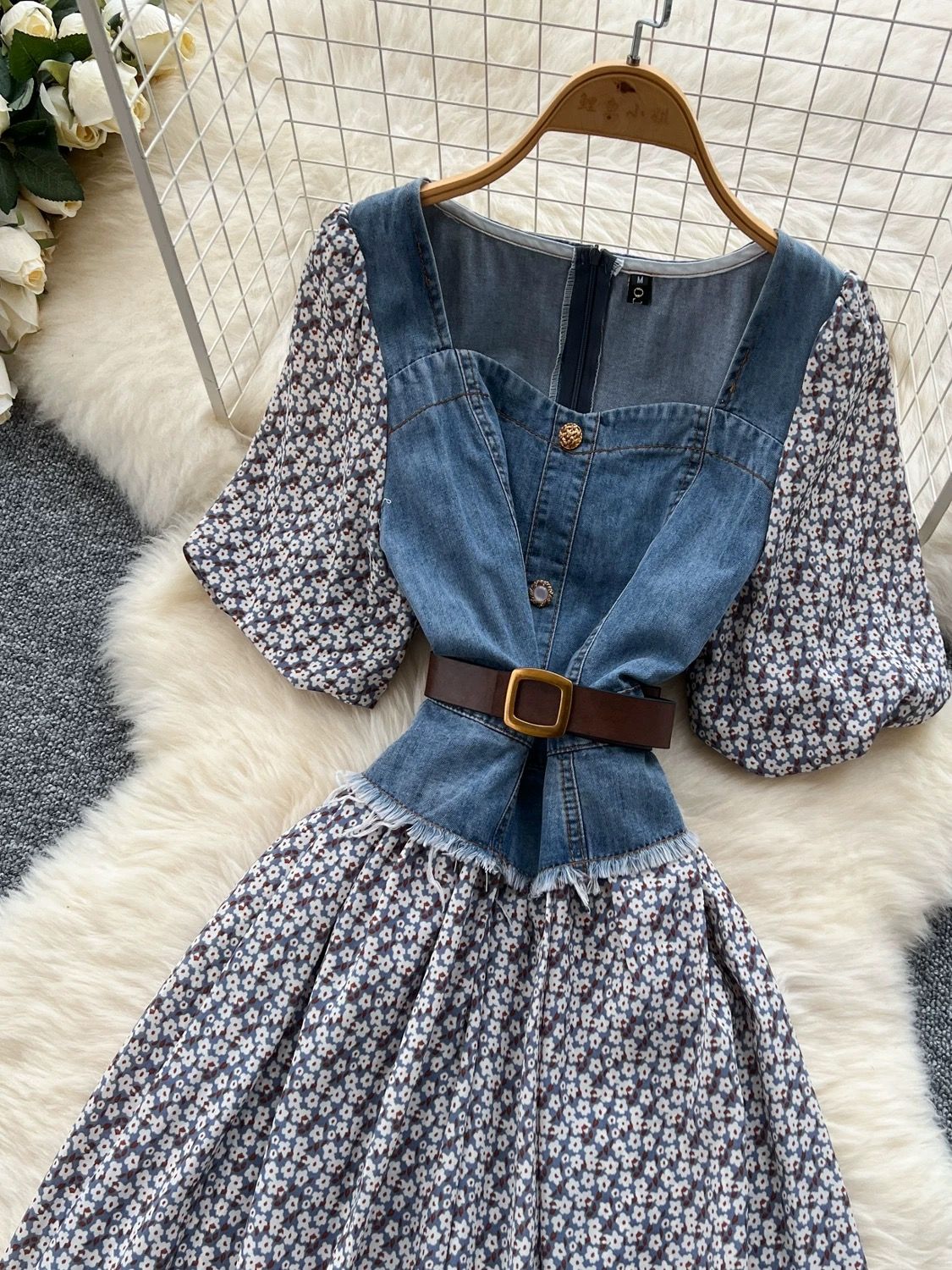 Take a hint denim dress & belt DD99 image