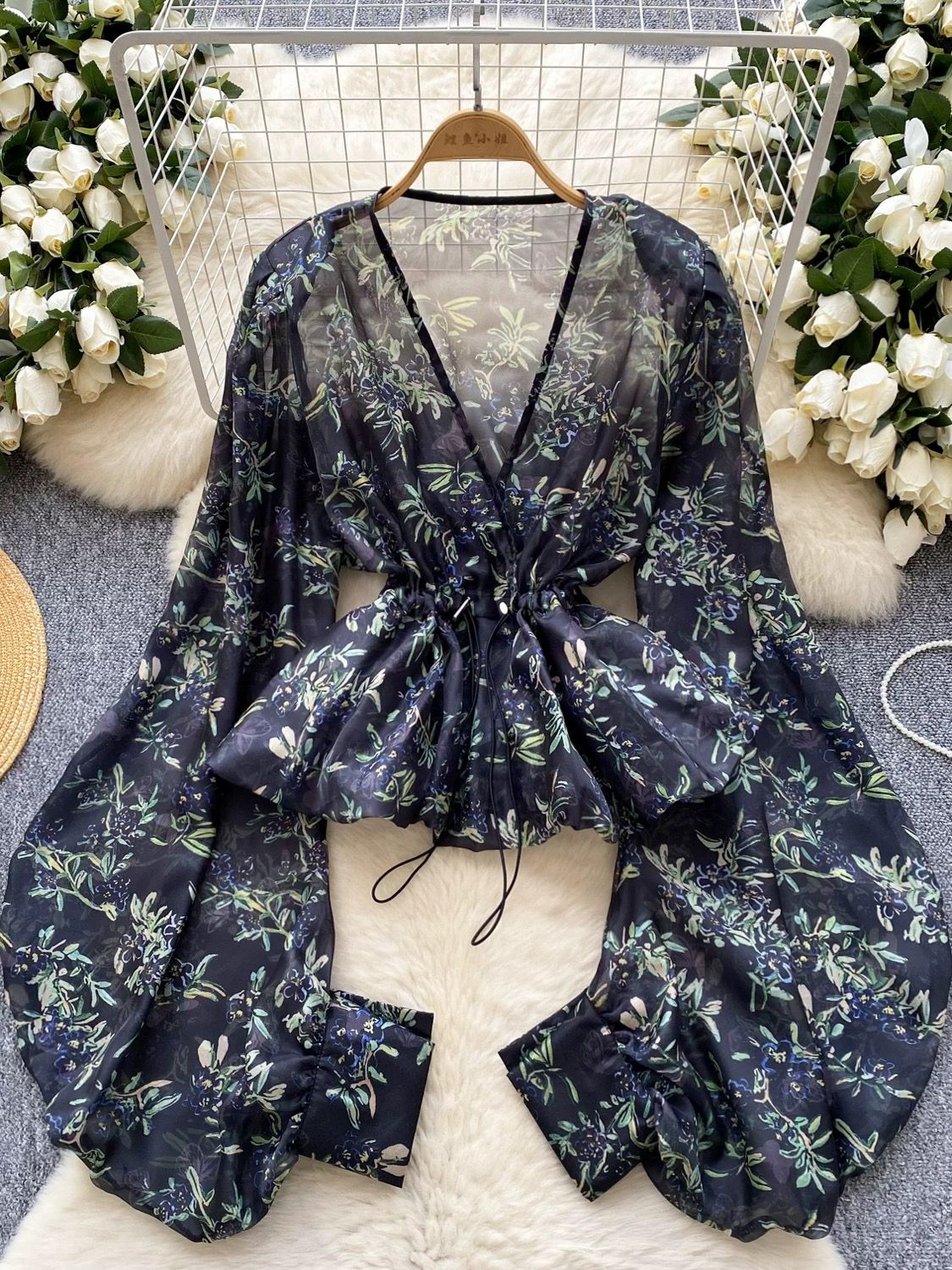 Never follow rules blouse BE379 image