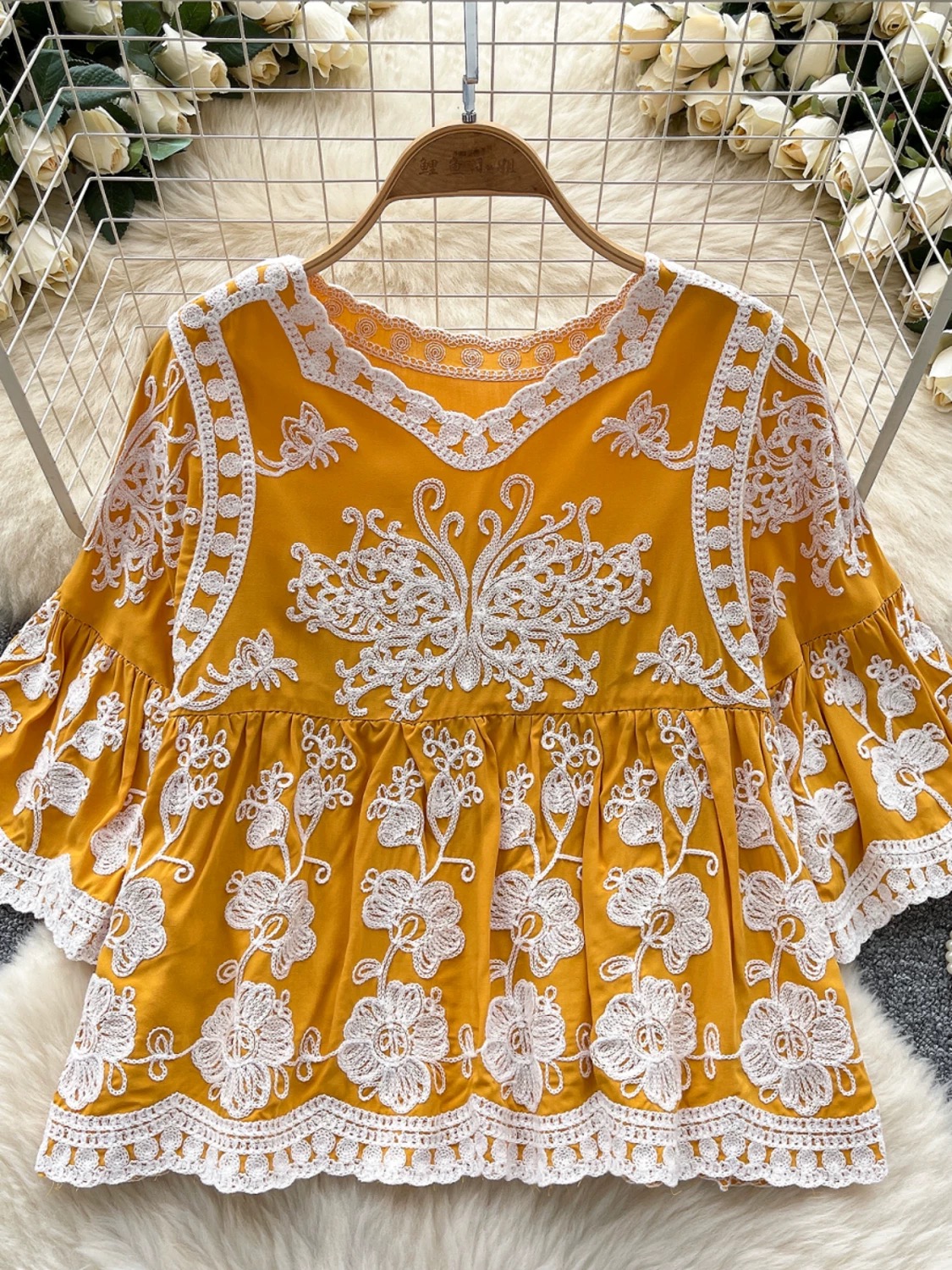 Your angel embroidery top CTO363