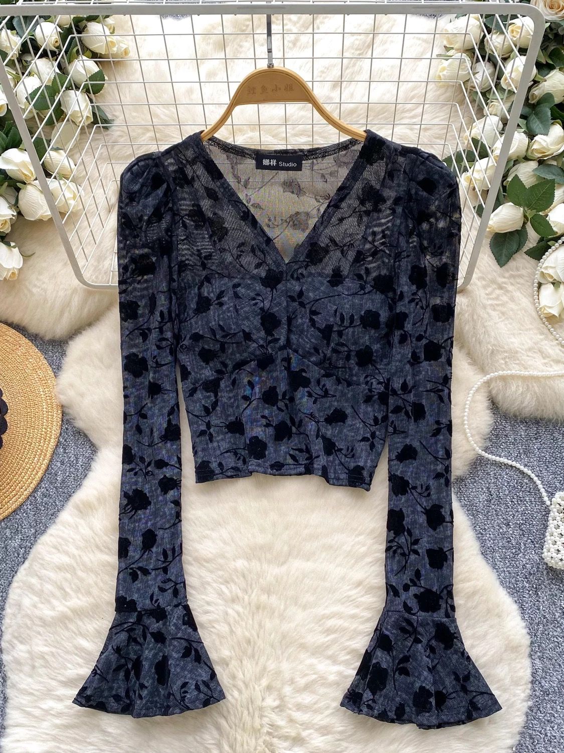 Get a good look top CTO614 image