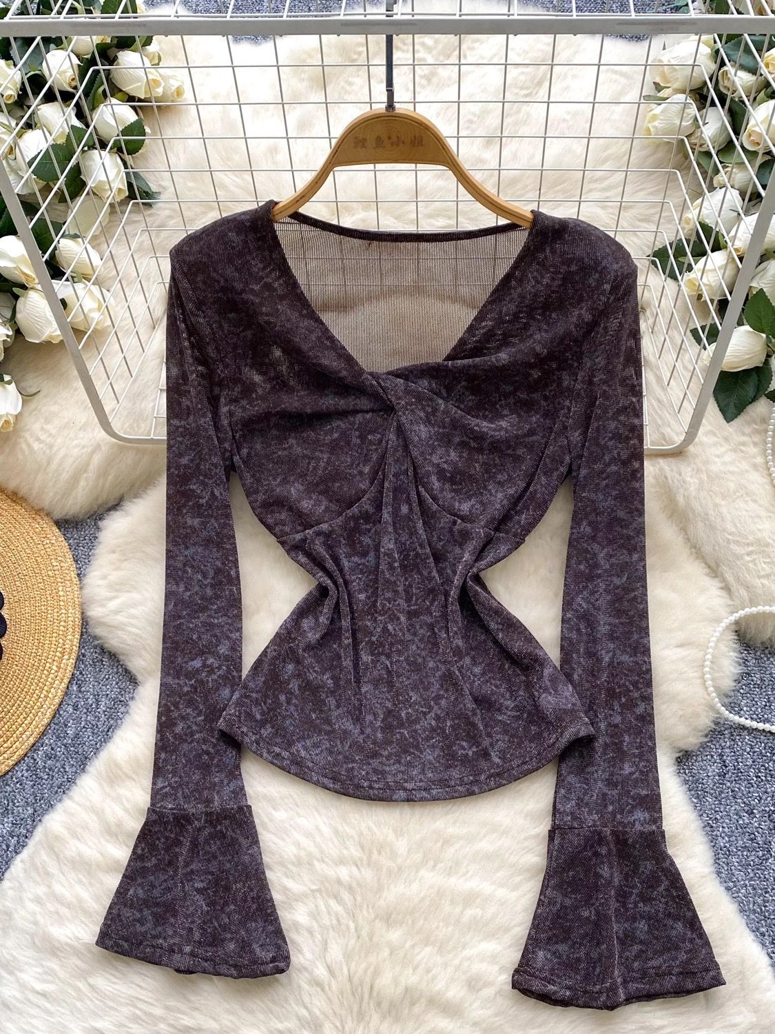 Irreplaceable me top CTO602 image