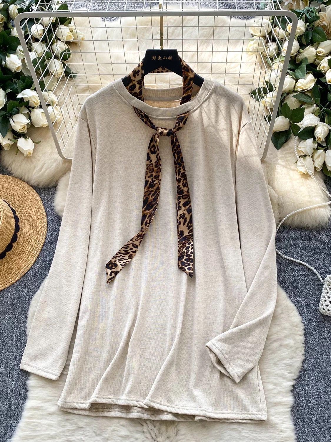 Love is in the air top CTO594 image