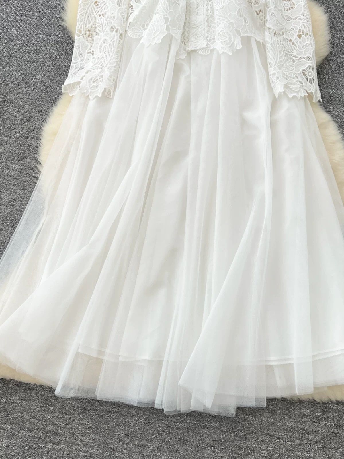 Too hot to handle lace dress FD1154 image