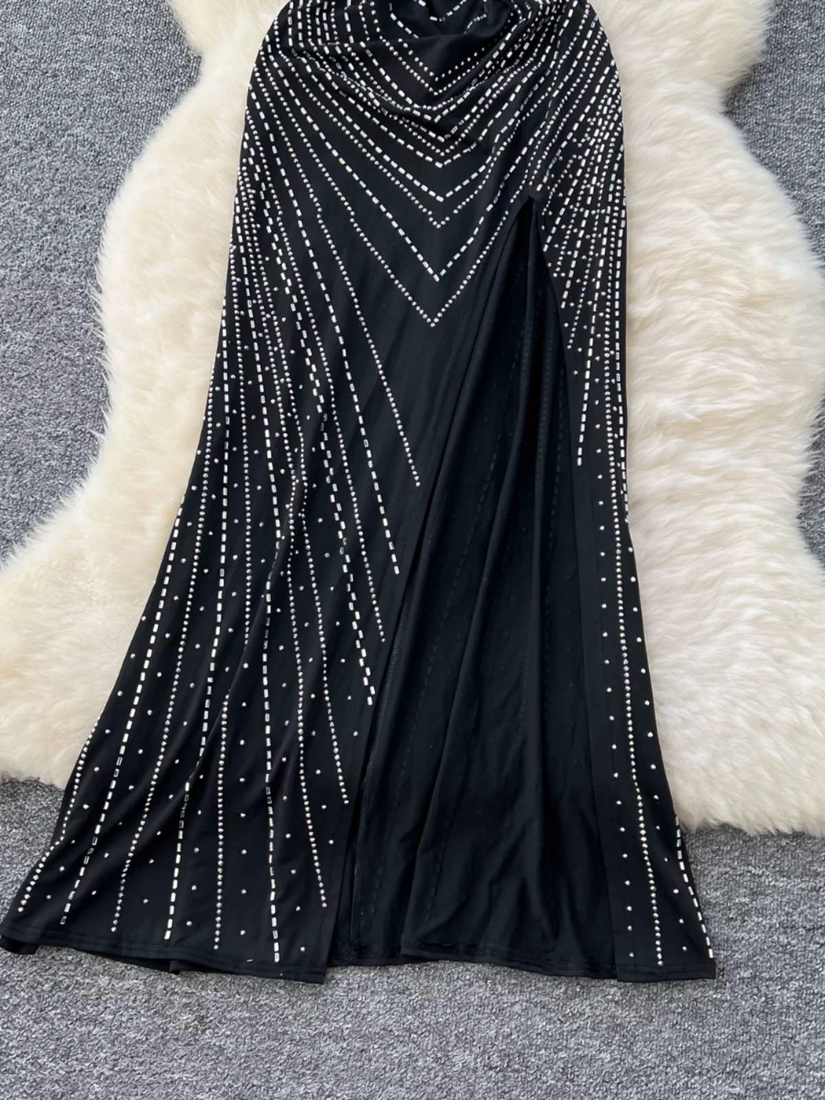 Oh so tempting dress EVD282 image