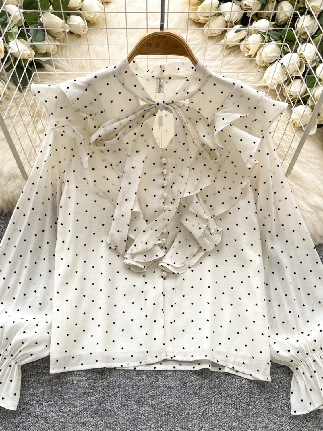 Good luck charm blouse BE381 image