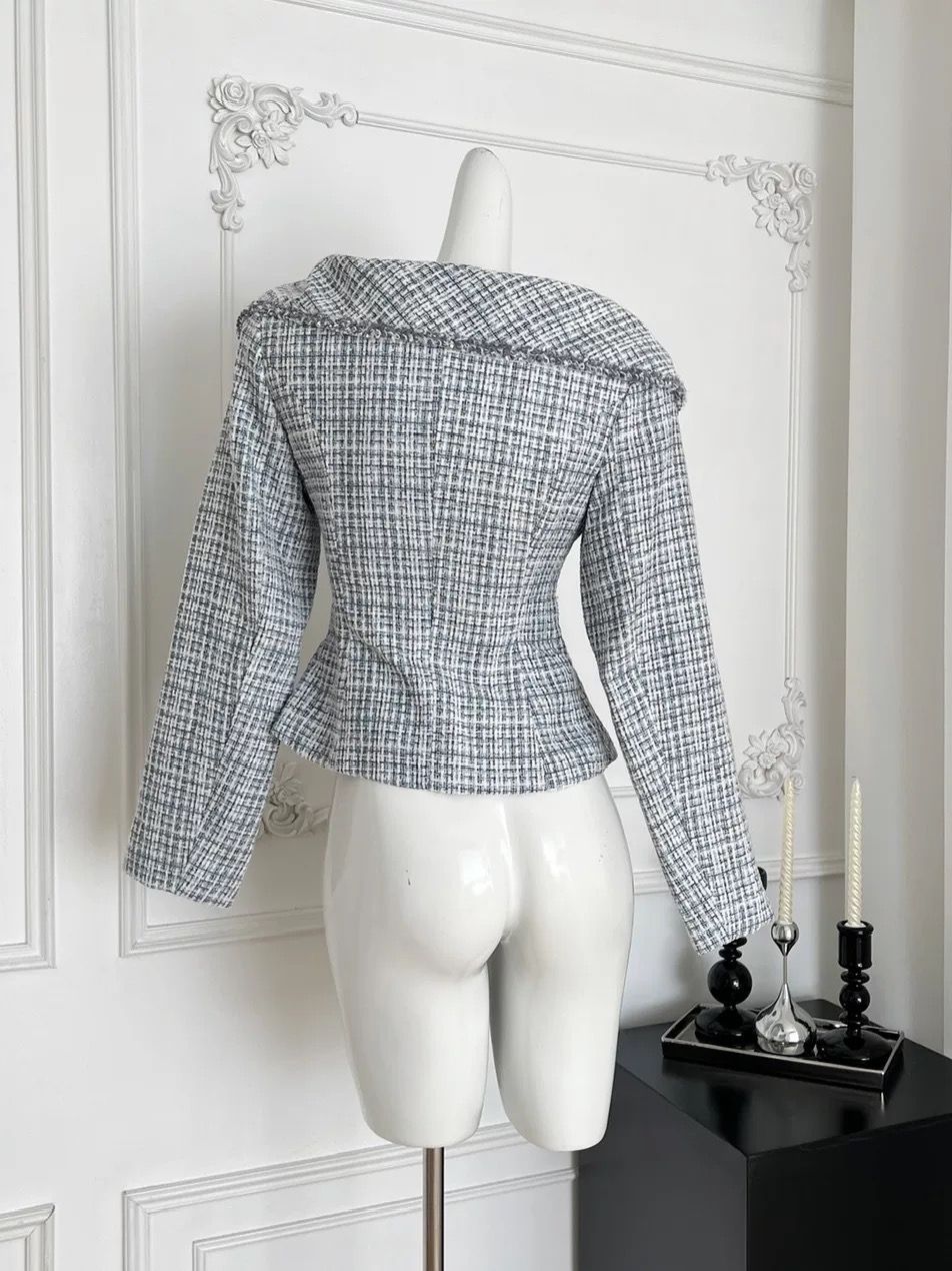 Keep it chic tweed top FTO310 image