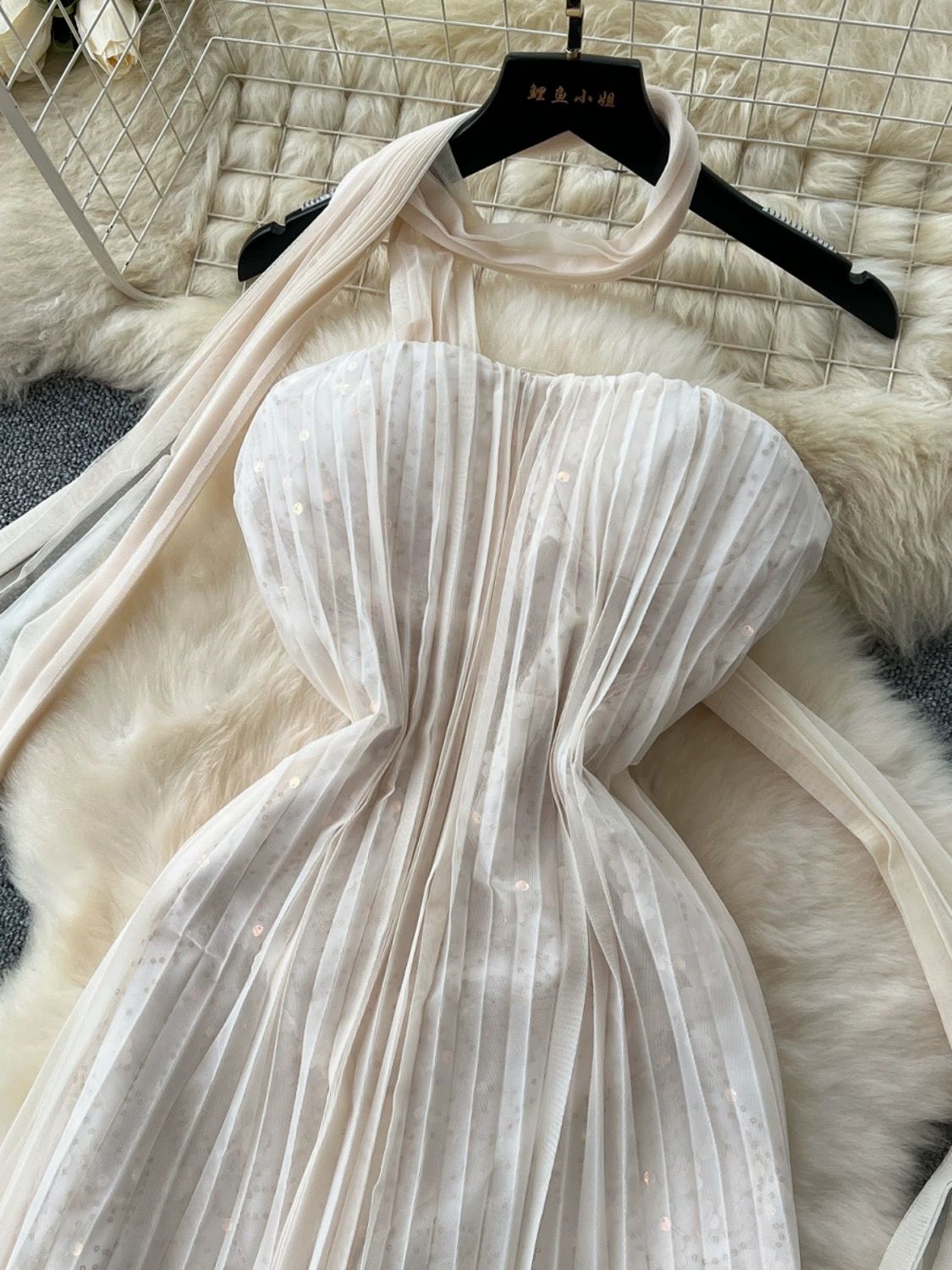 Fancy living dress CD1065 image