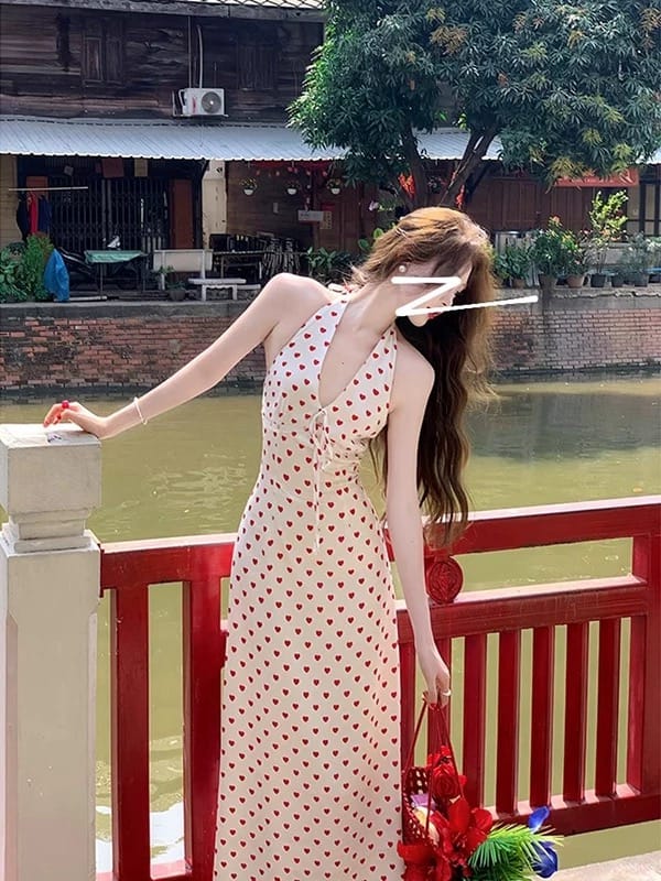 Truly extravagant dress CD1041 image