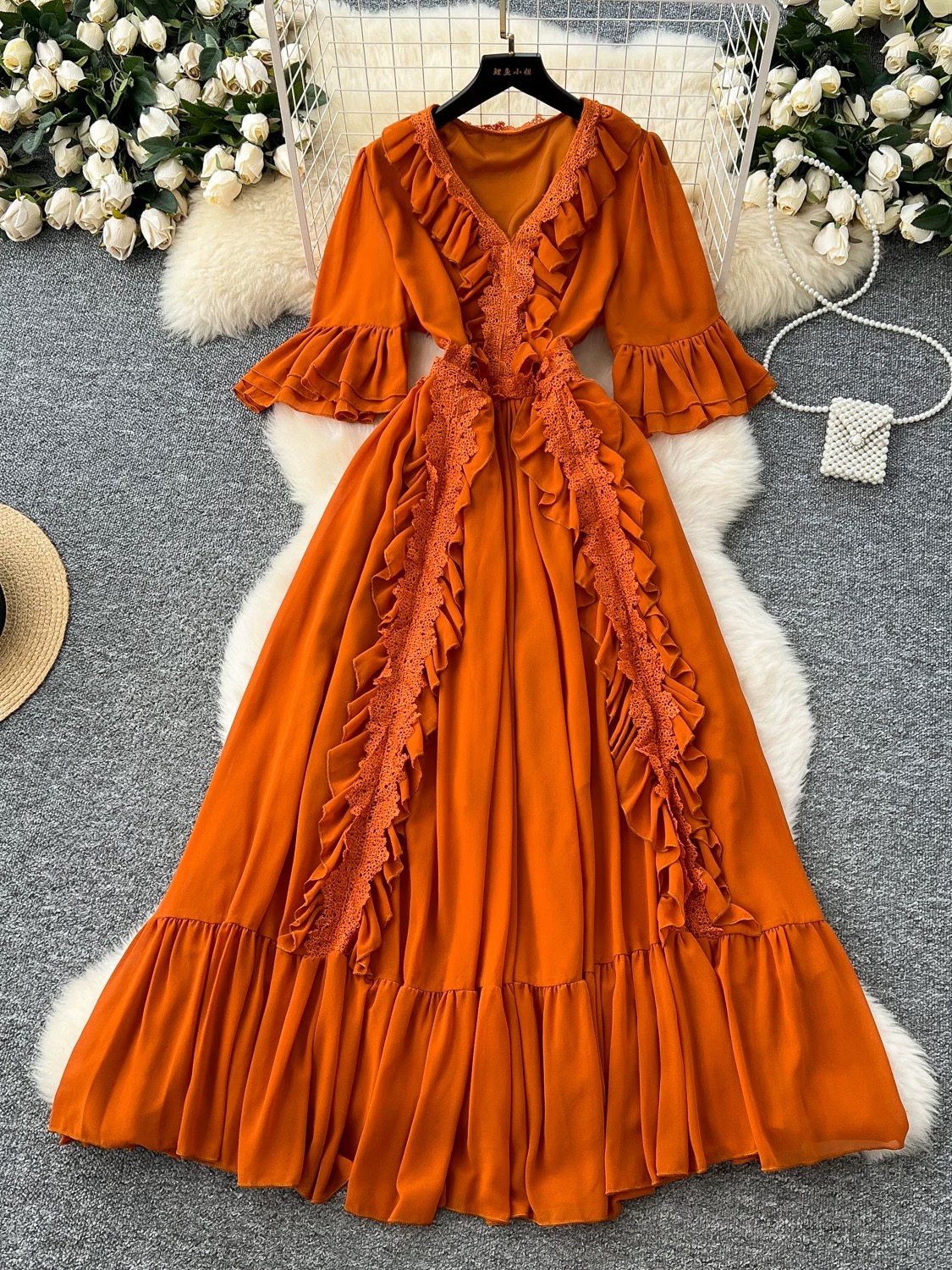 Cutting corners dress FD962