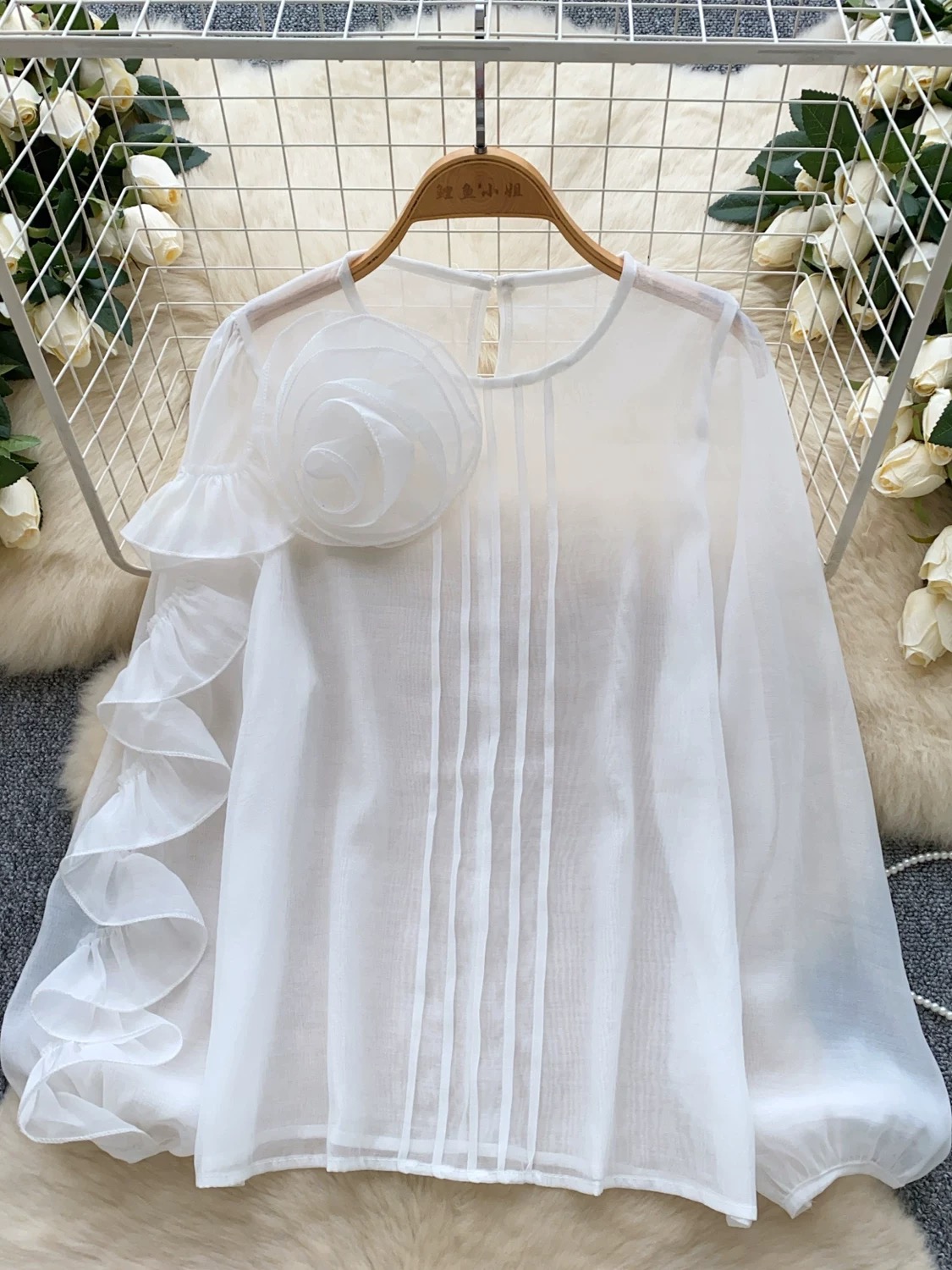 Grand amour entry blouse BE399 image