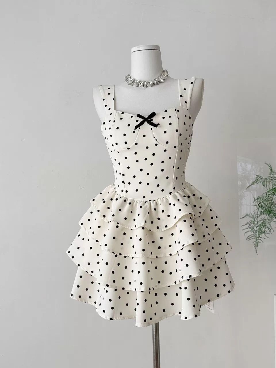 Divine babe polka dress CD506 image