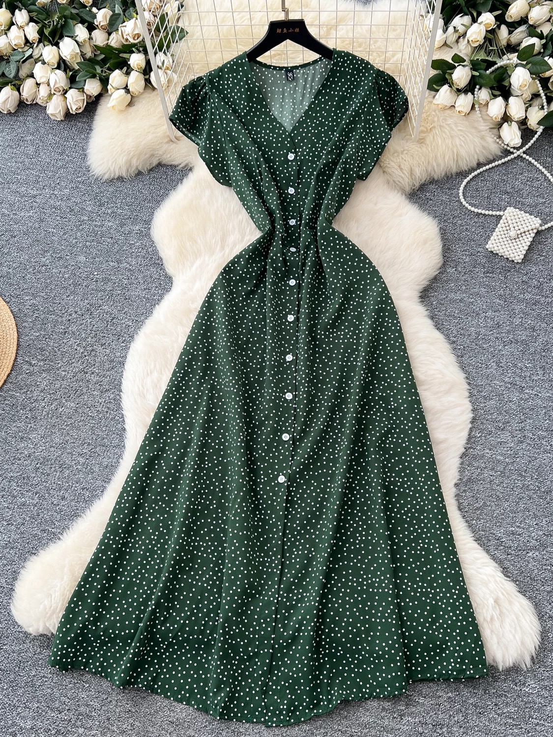 Roses for all dotted dress CD494