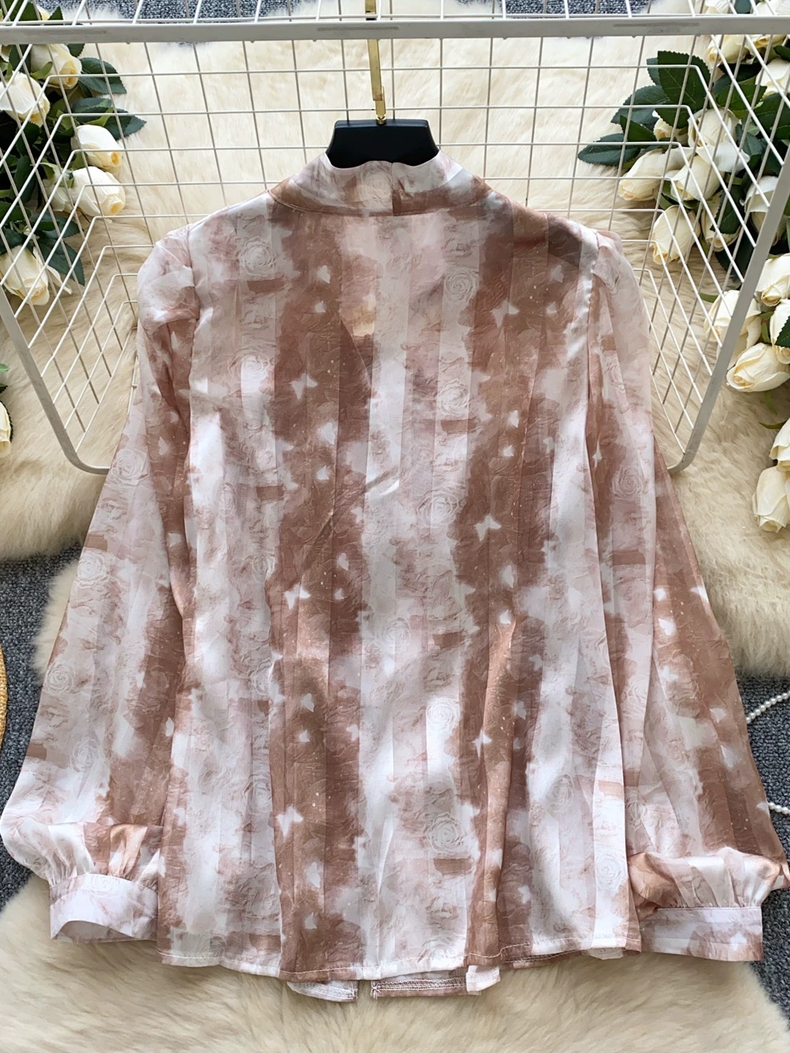 Flourishing love blouse BE405 image