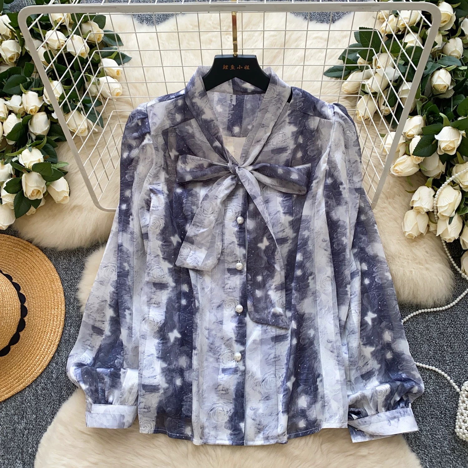 Flourishing love blouse BE405 image