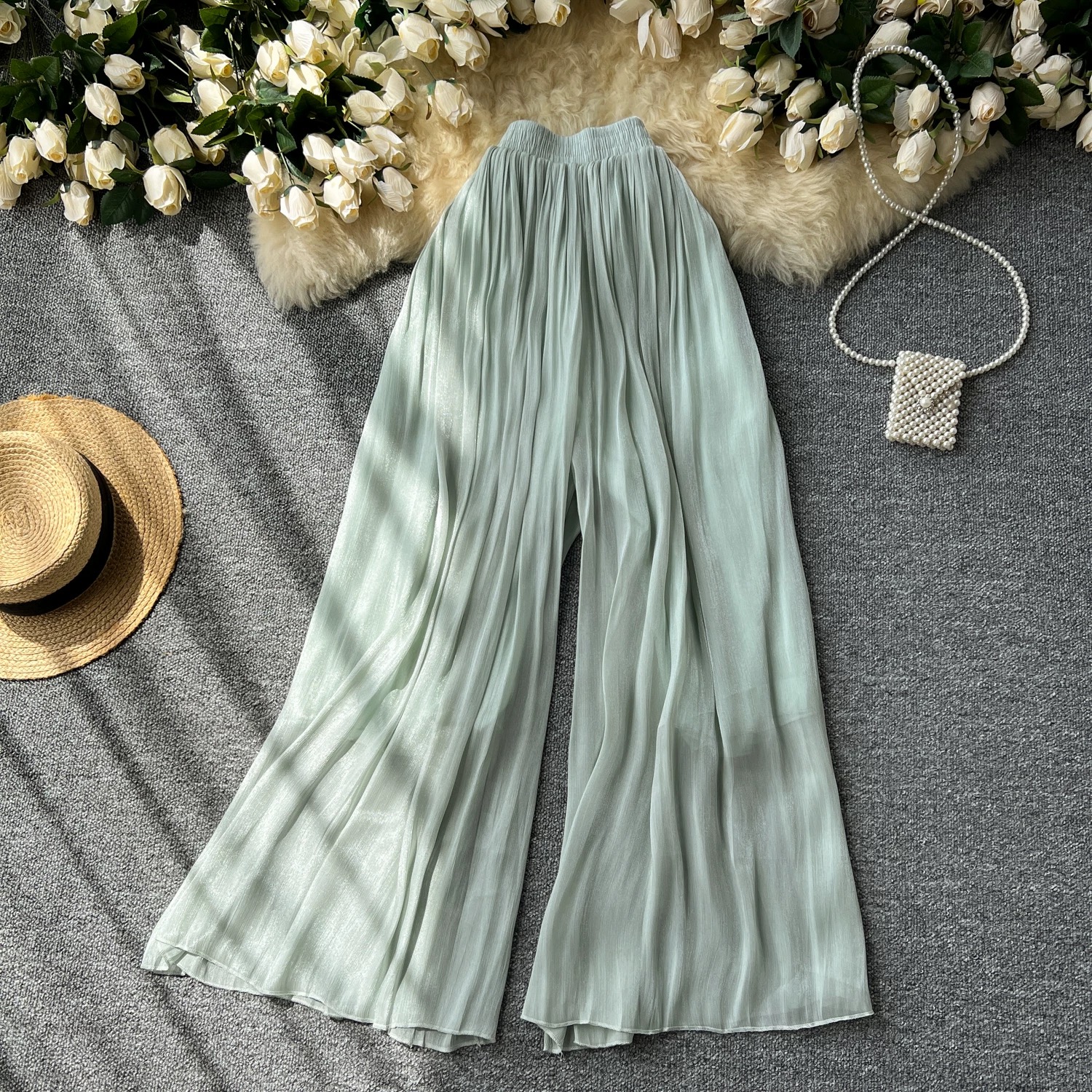 Find my Aladdin pants CP70 image