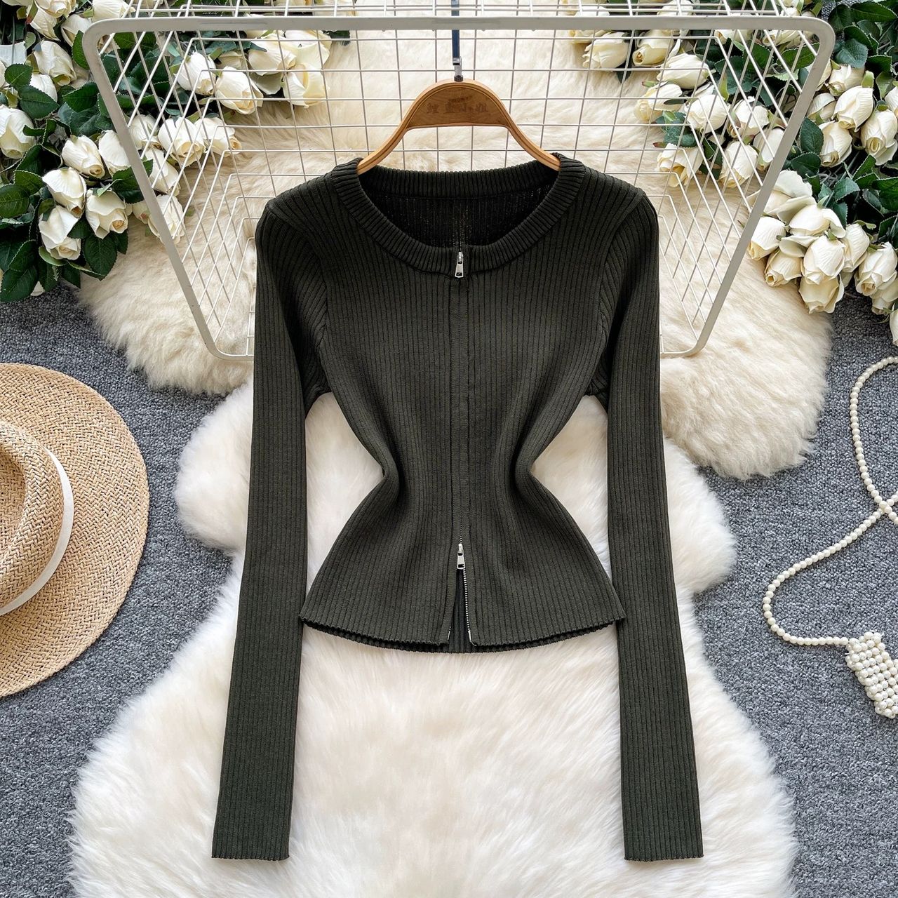 Deep in love top KTO257 image