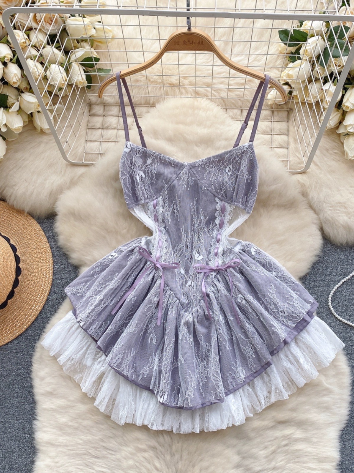 She got her own money dress CD1261 image