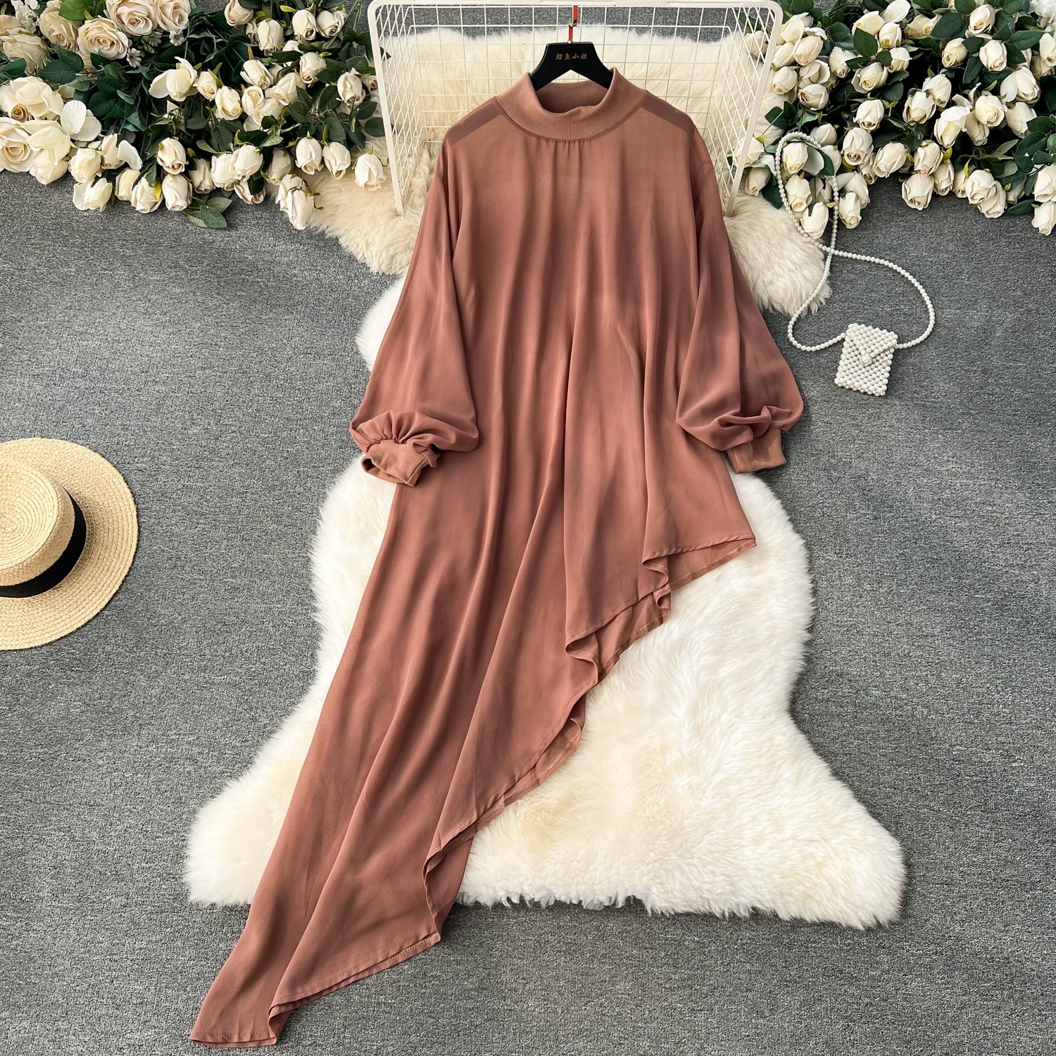 Stunting on them dress CD1496 image
