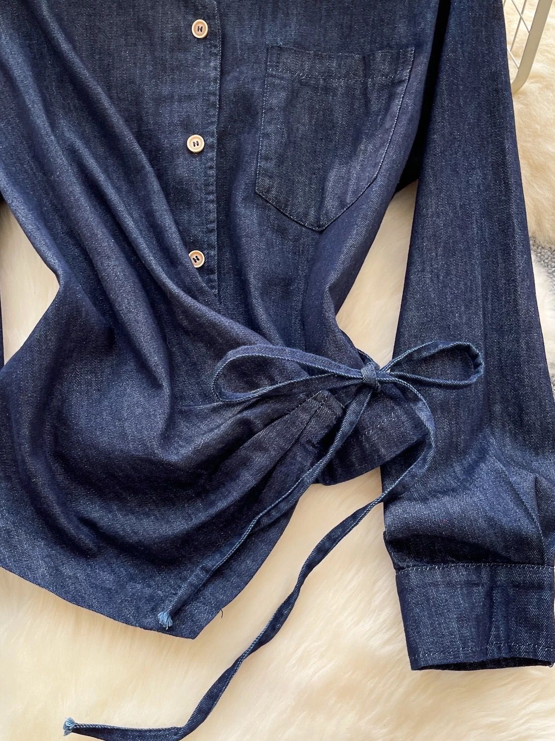 Tipping the glass top DTO145 image