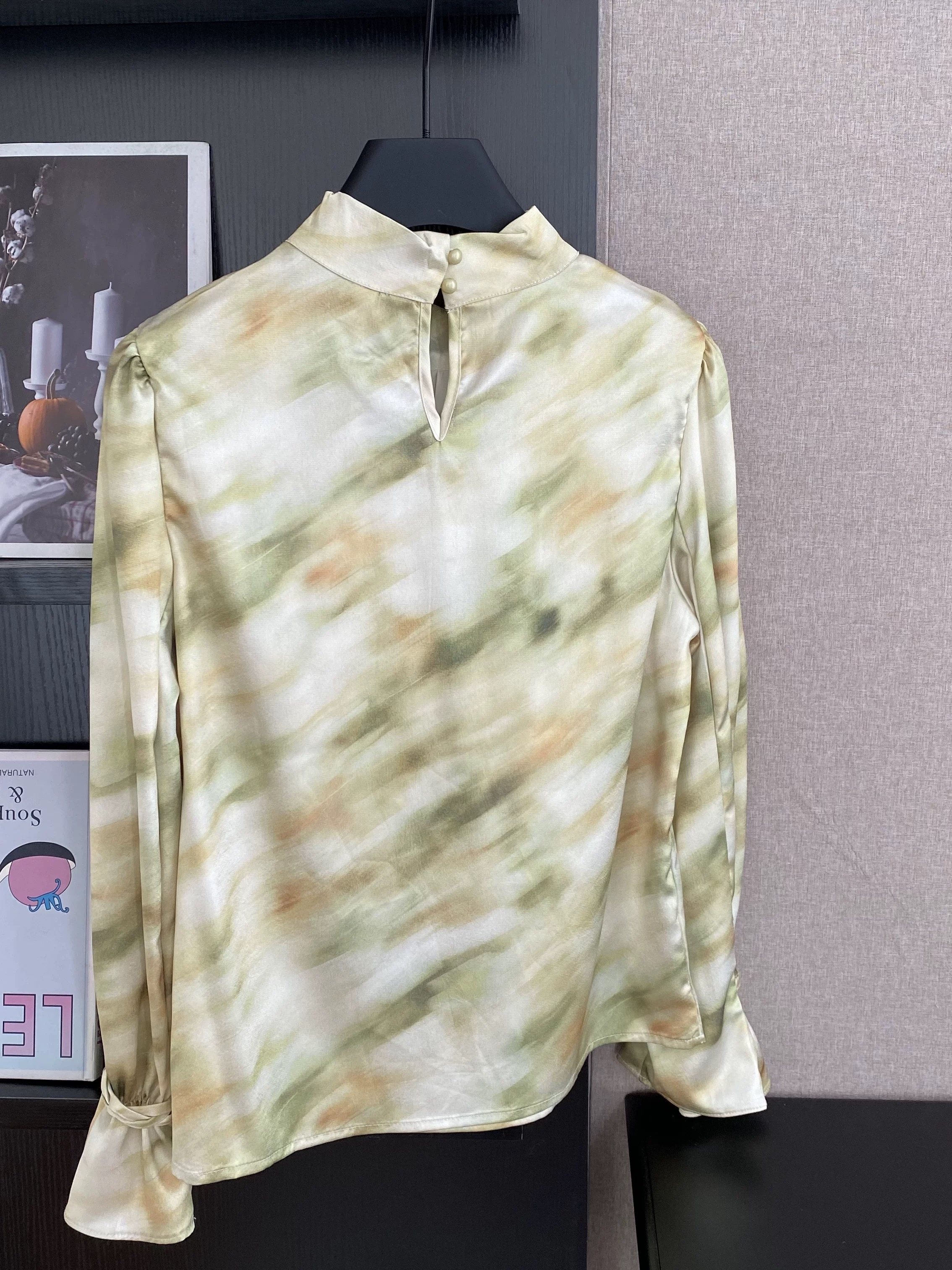 Hit me up blouse BE384 image