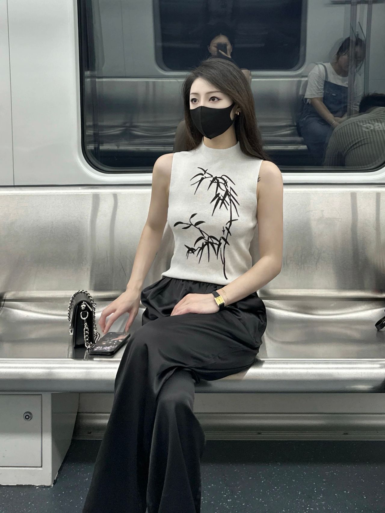 The bright side top KTO232 image