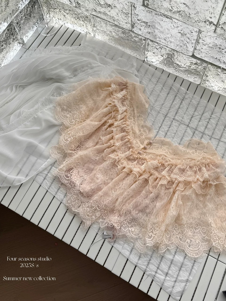 Love bloom top CTO377 image
