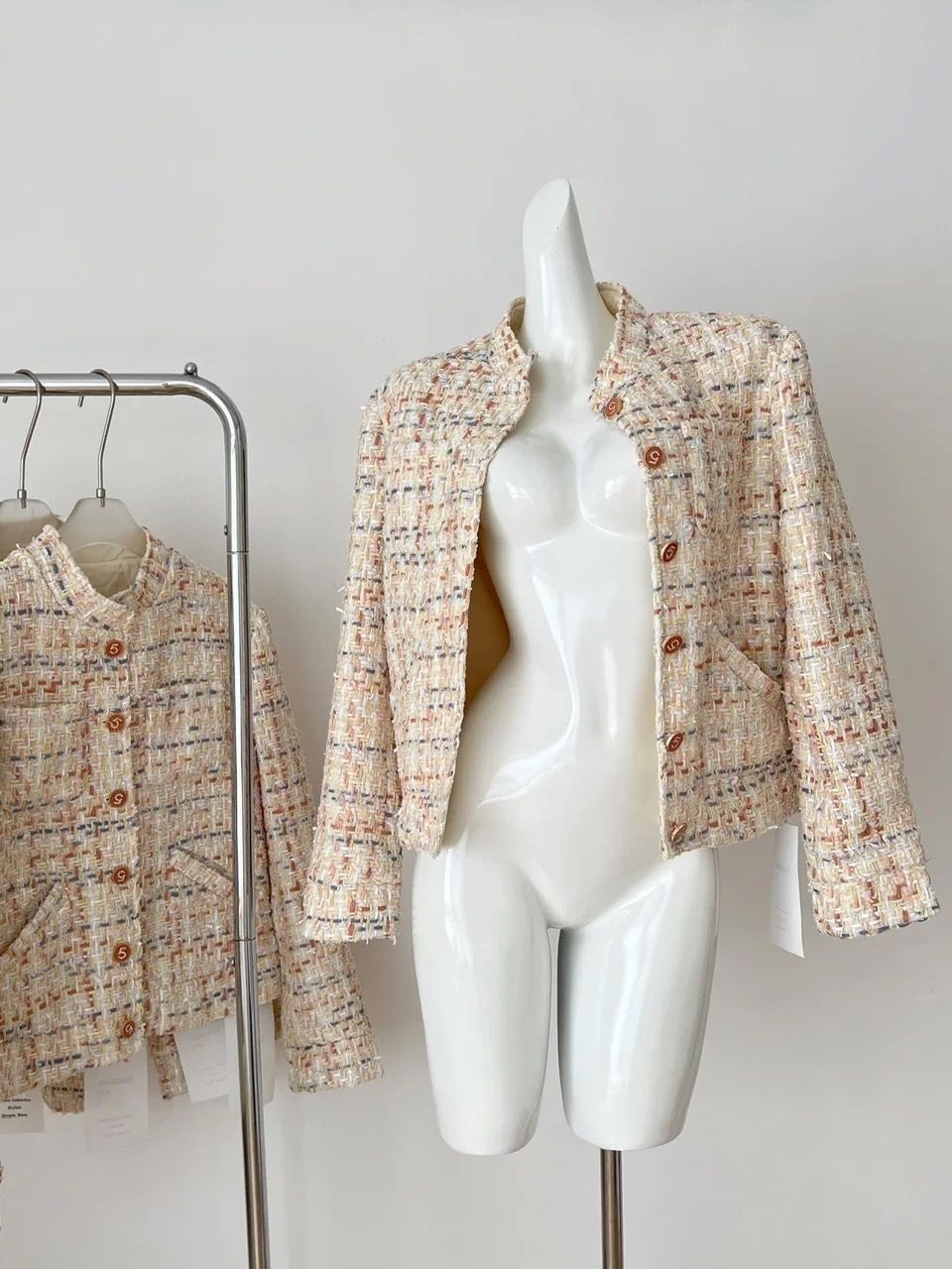 Your main one blazer BL153 image