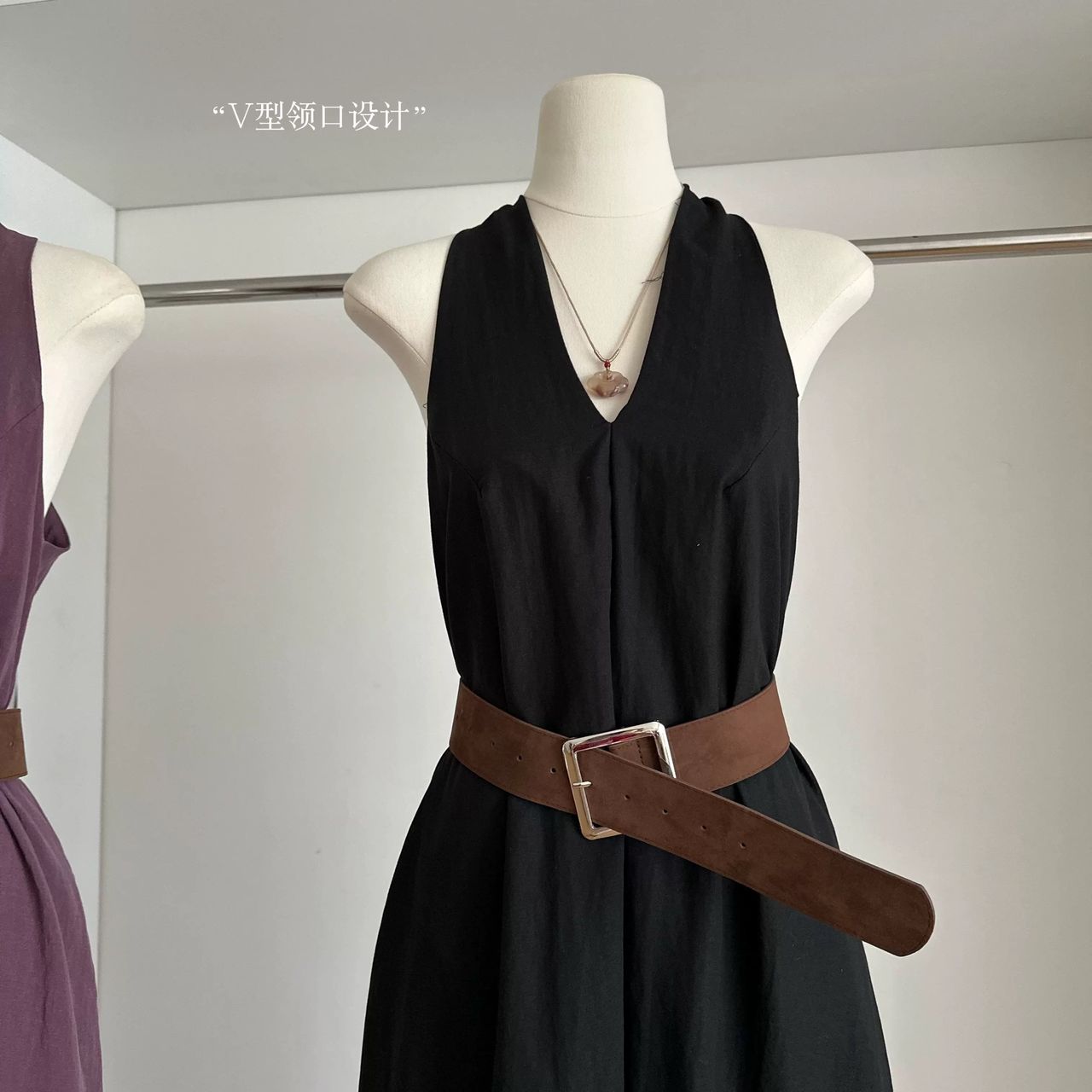 Pretty in linen dress CD423 image