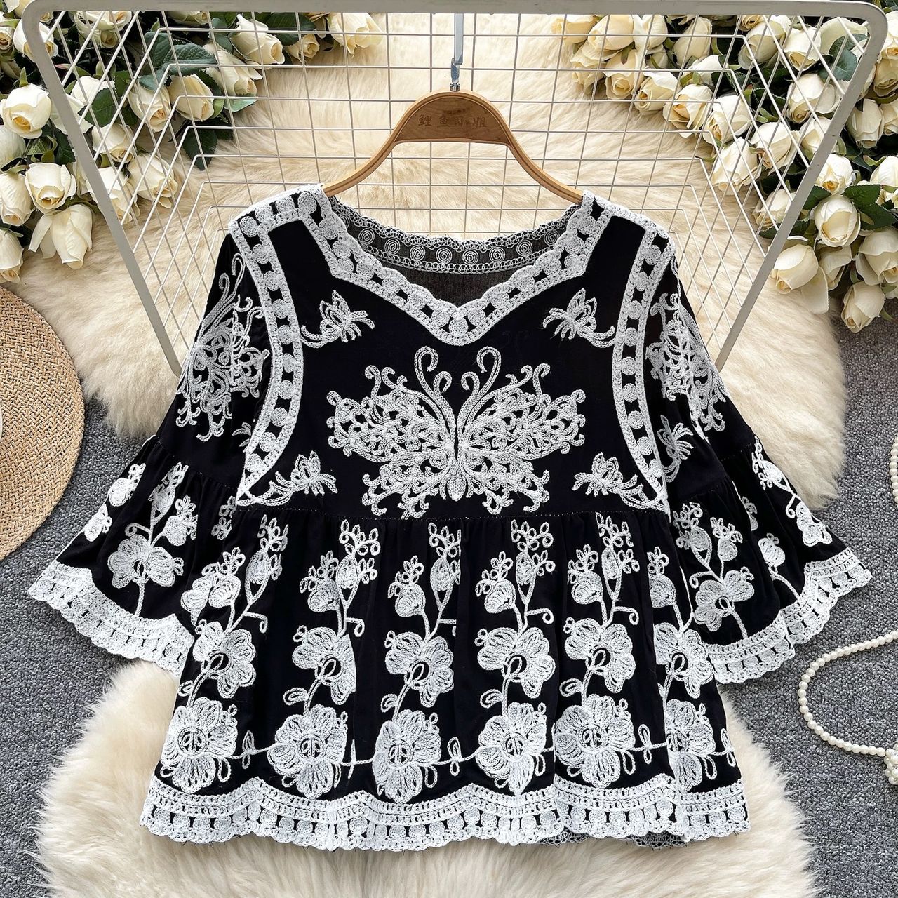 Your angel embroidery top CTO363 image