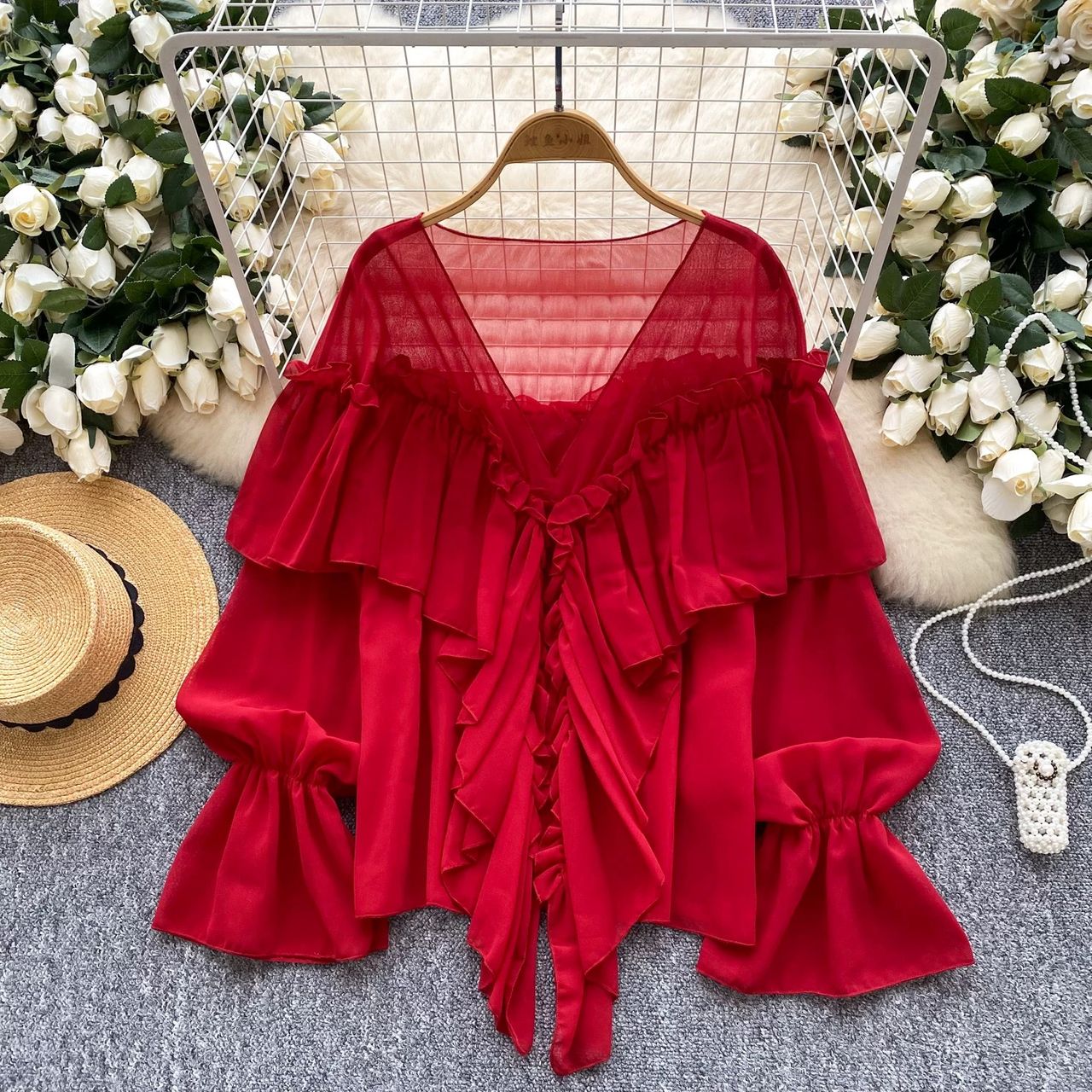 Center stage top CTO817 image