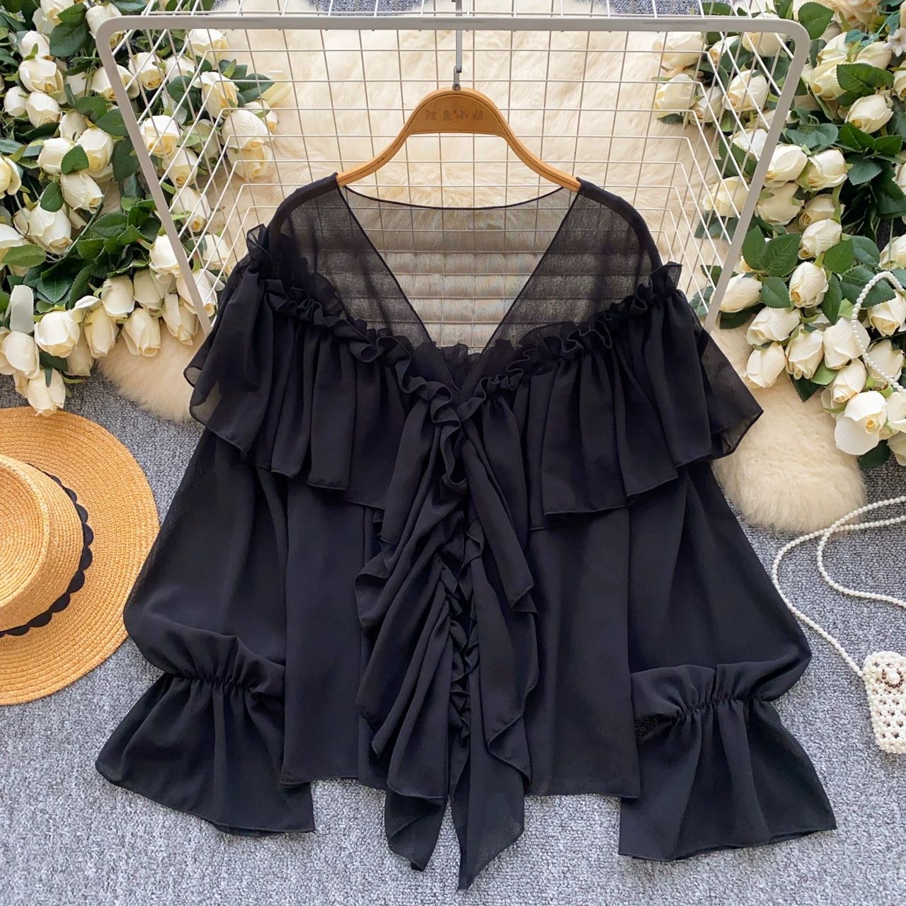 Center stage top CTO817 image