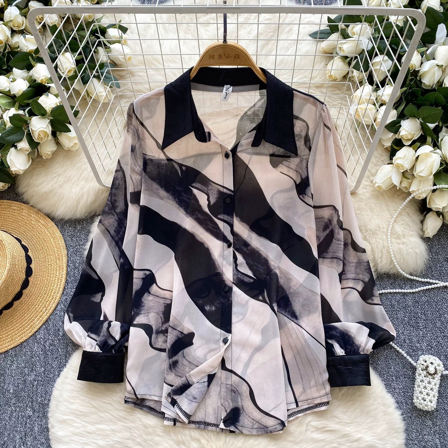 Fit for a queen shirt SH172 image