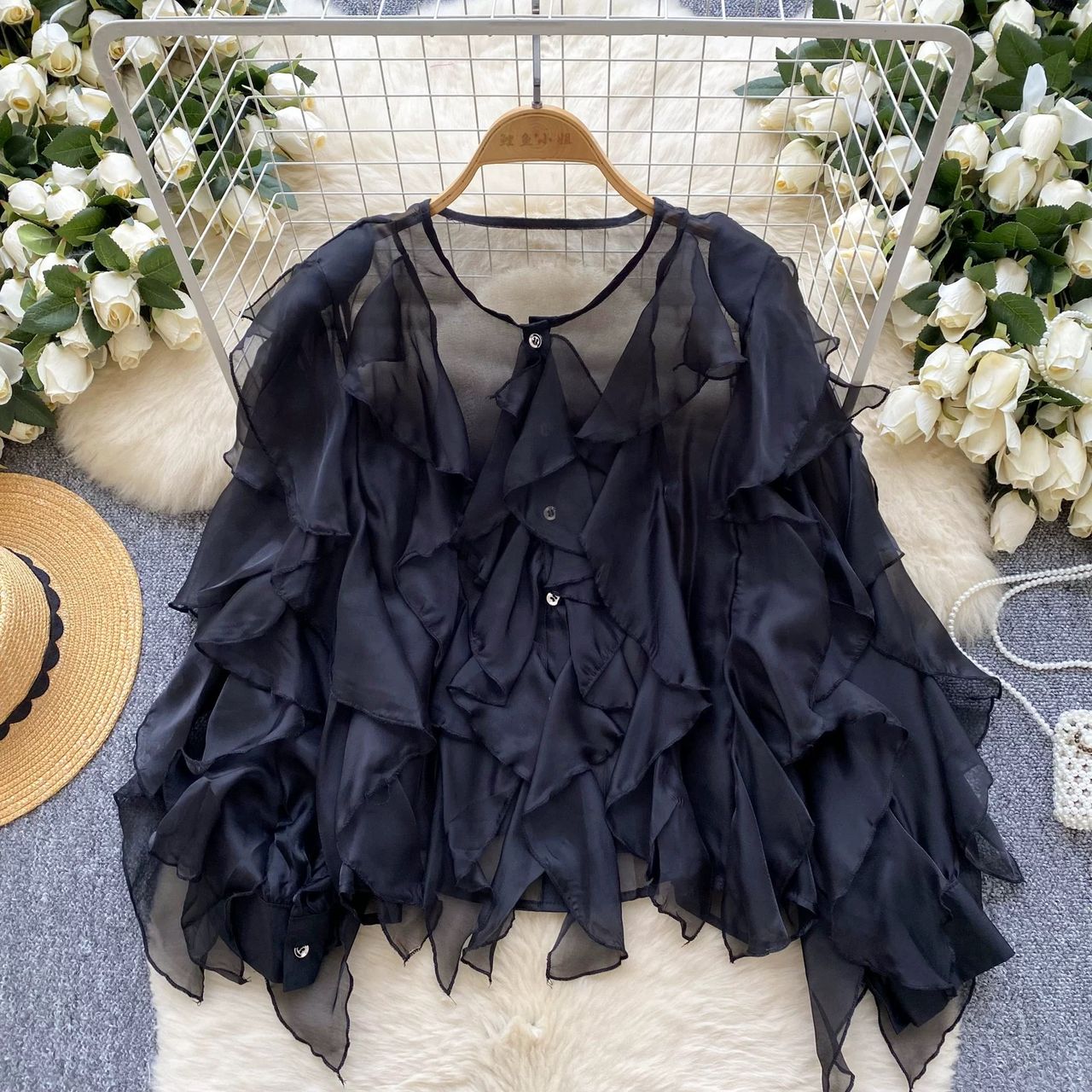 A hot babe blouse BE370 image