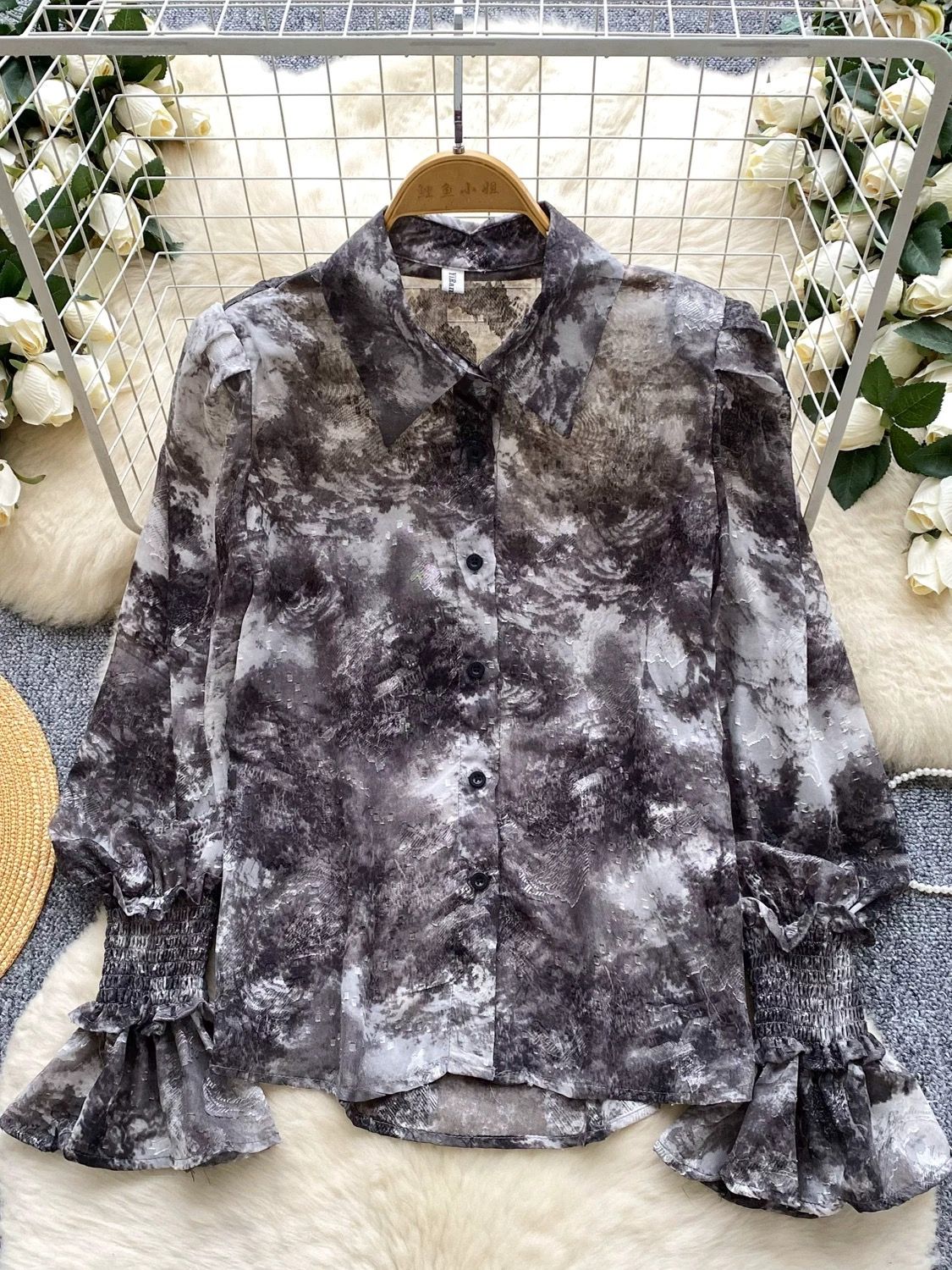 Money dreams blouse BE410 image