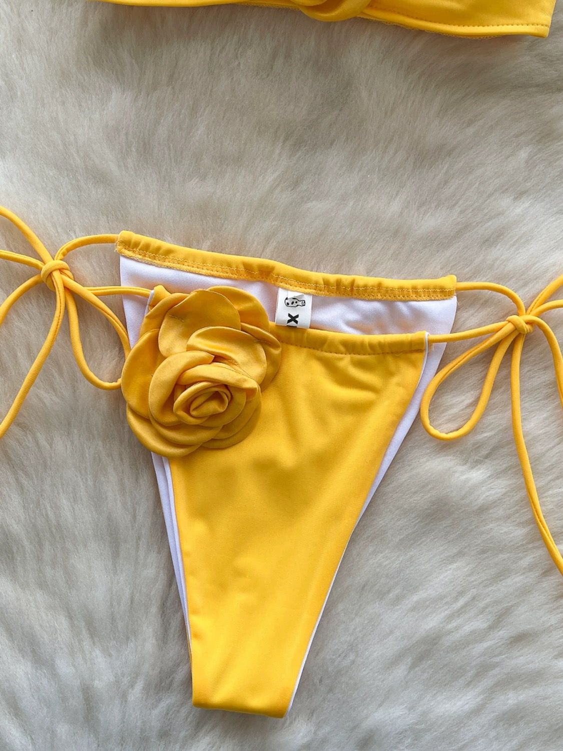 Keep me in love bikini LI210 image