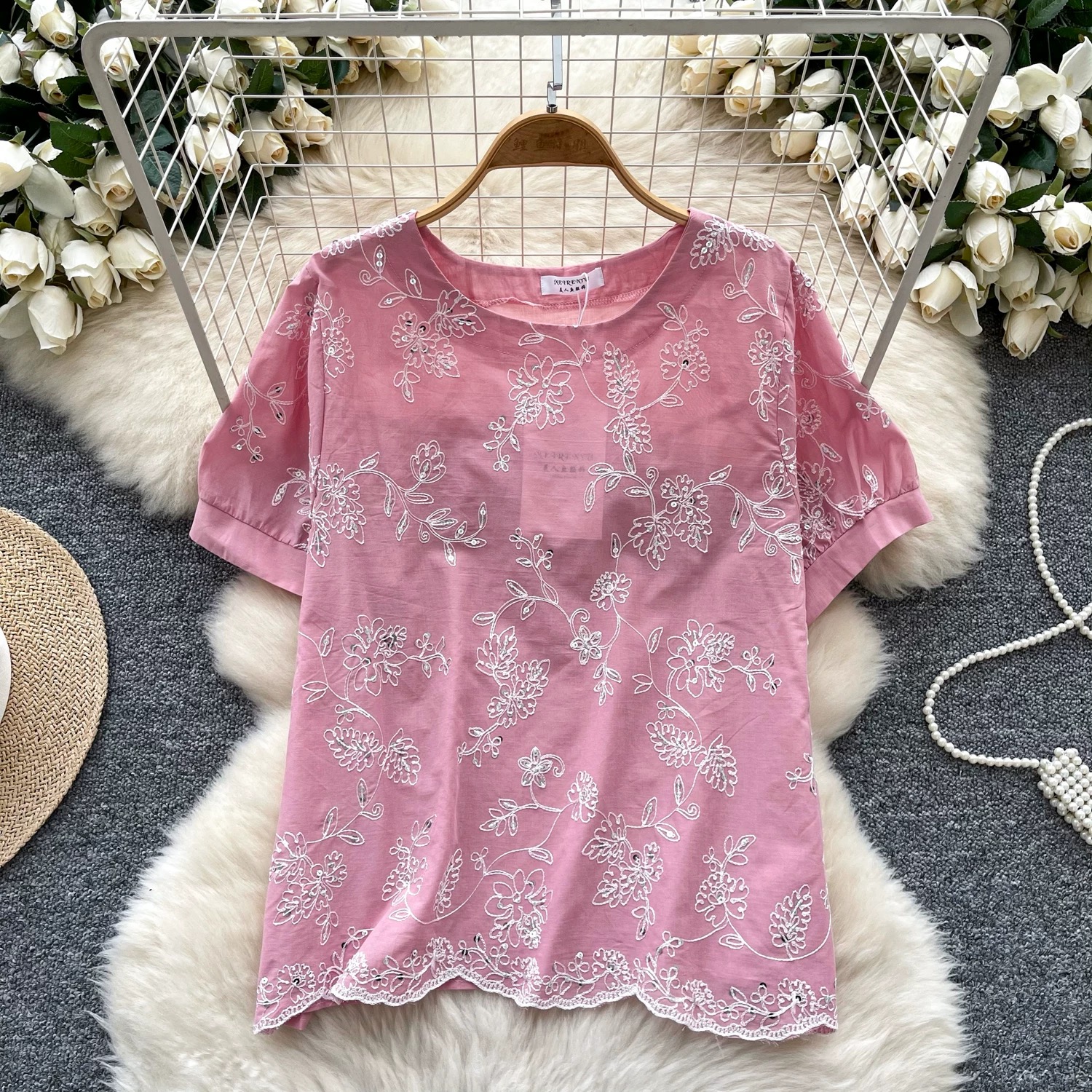 Give you a peek embroidery top CTO225 image