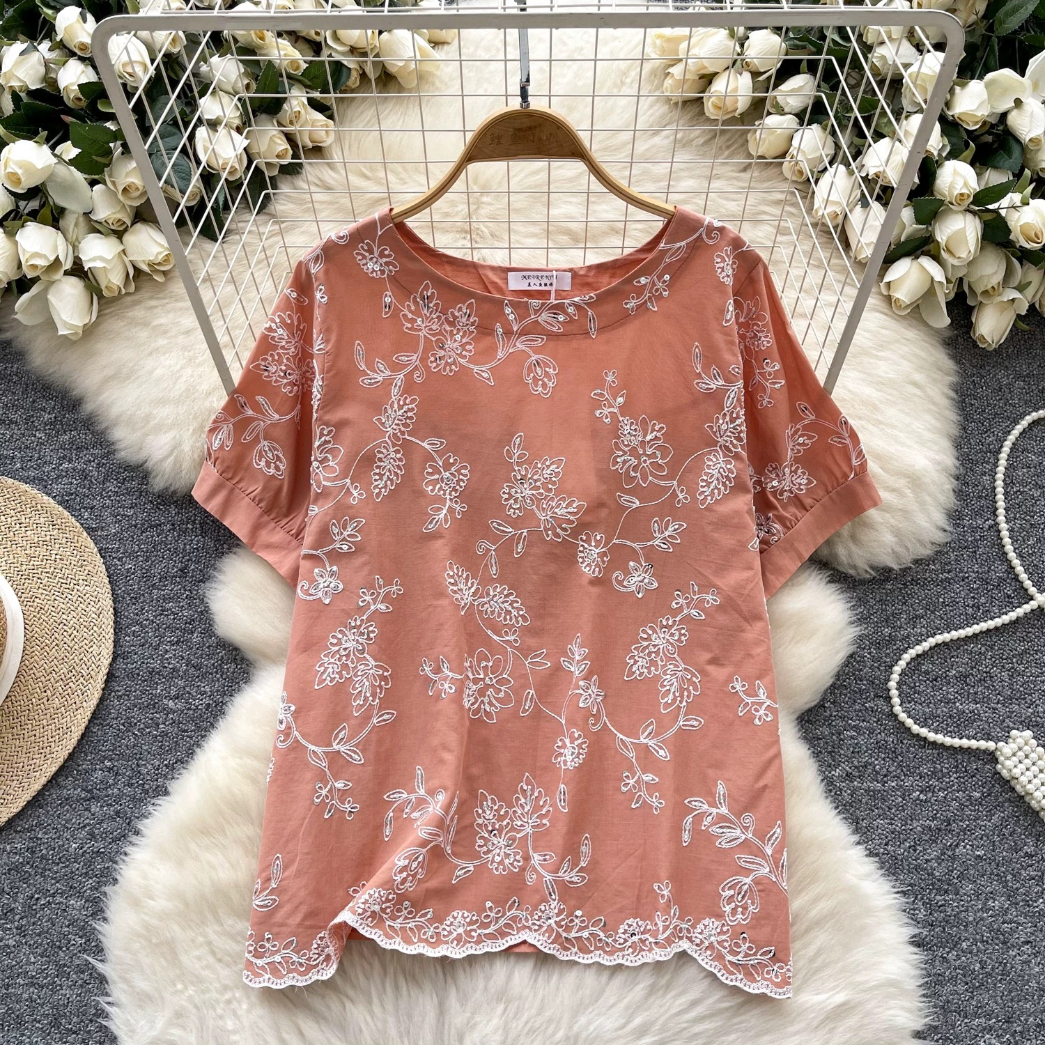 Give you a peek embroidery top CTO225 image