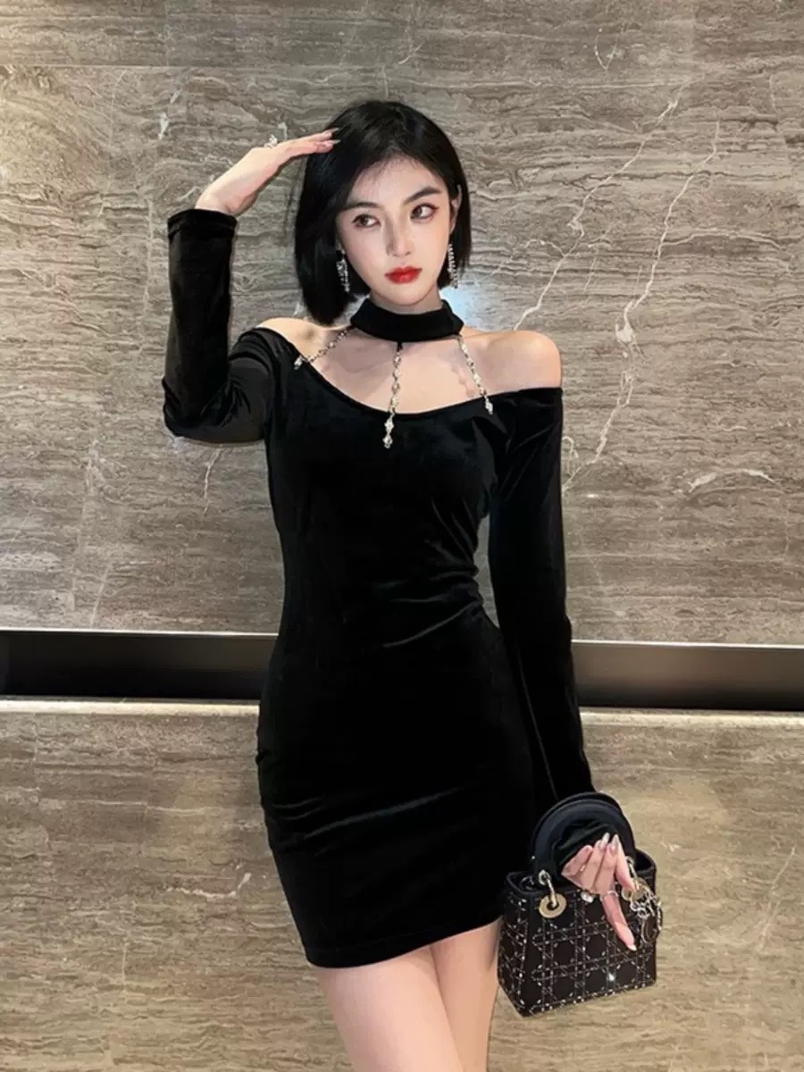 Bonnie velvet dress CBC340