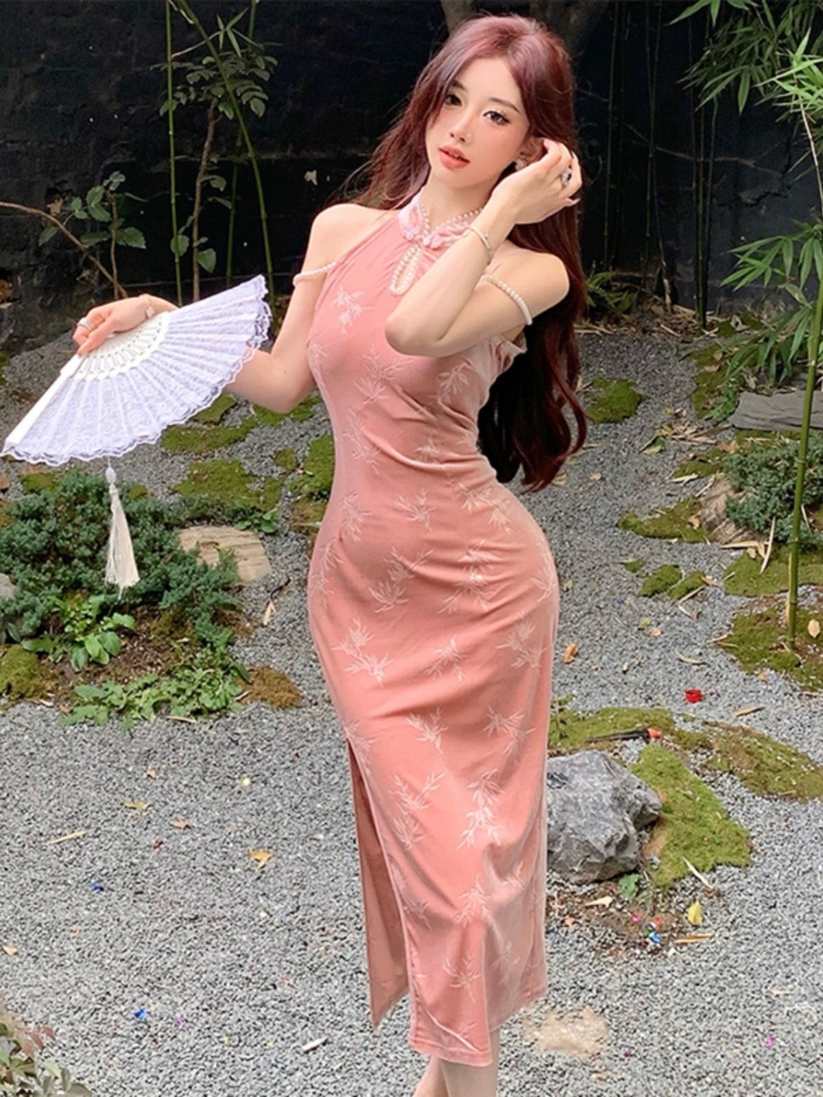 Out and about qipao dress Q169 image