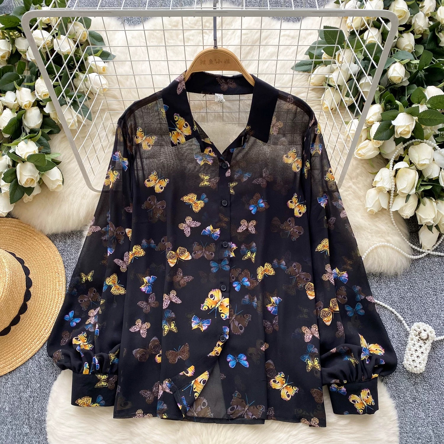 Heart holder shirt SH177 image