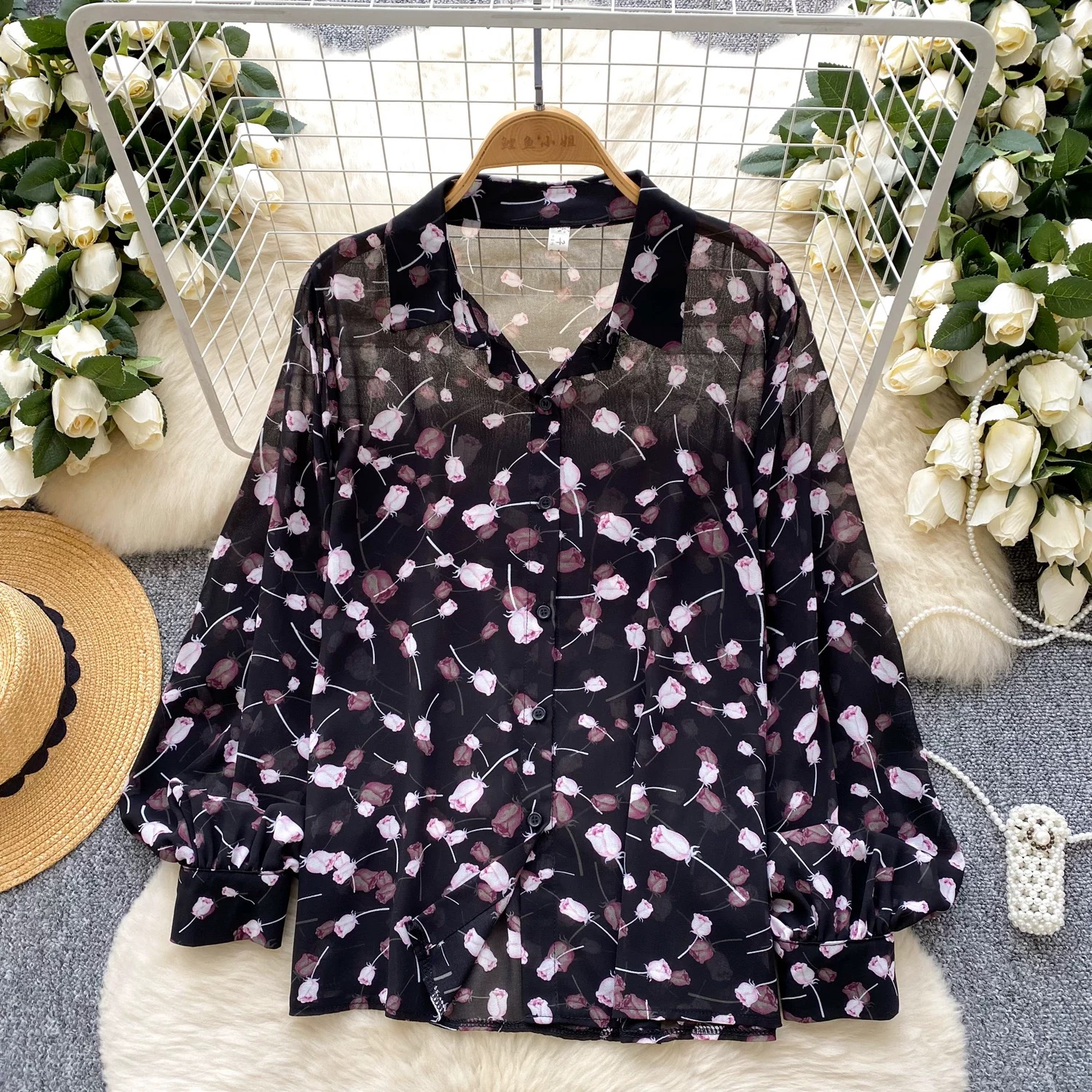 Heart holder shirt SH177 image