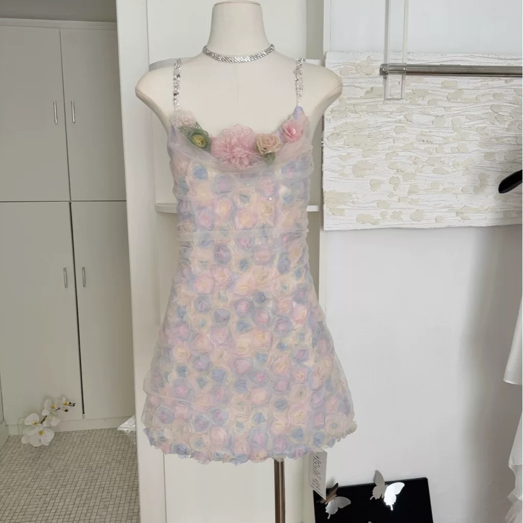 The new girl floral dress CD1703